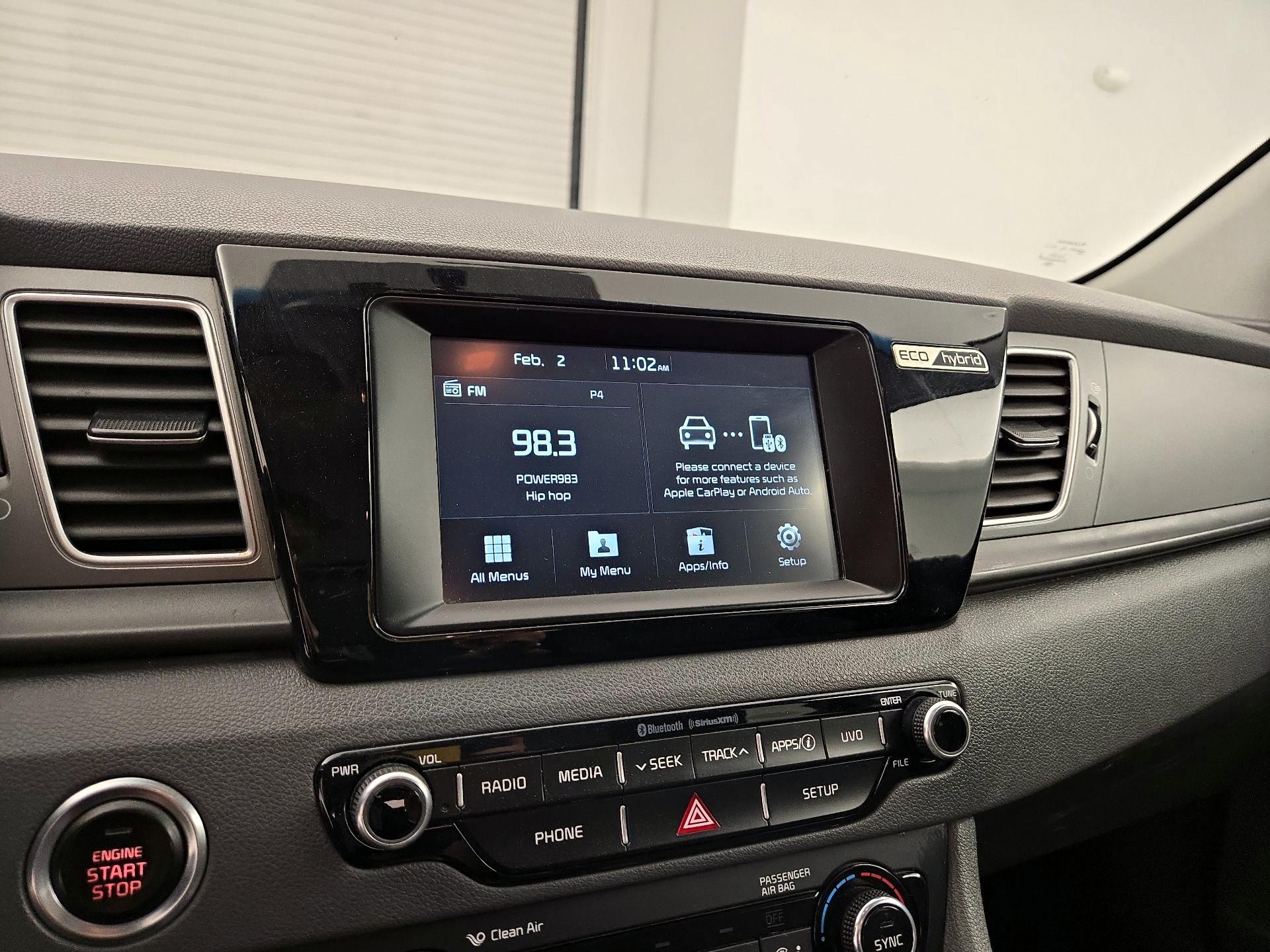 Thumbnail: 2017 Kia Niro - 15