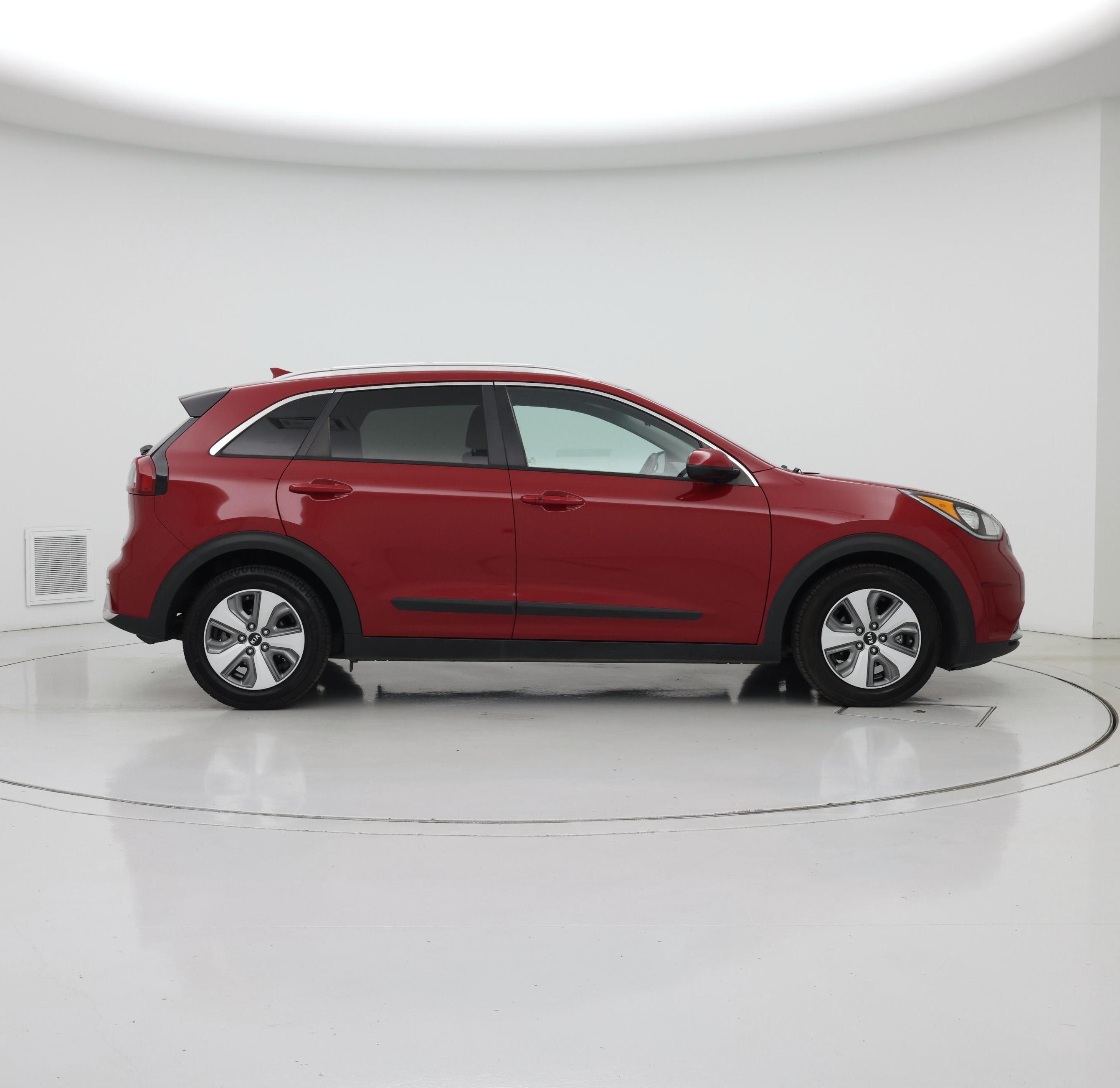 Thumbnail: 2017 Kia Niro - 7