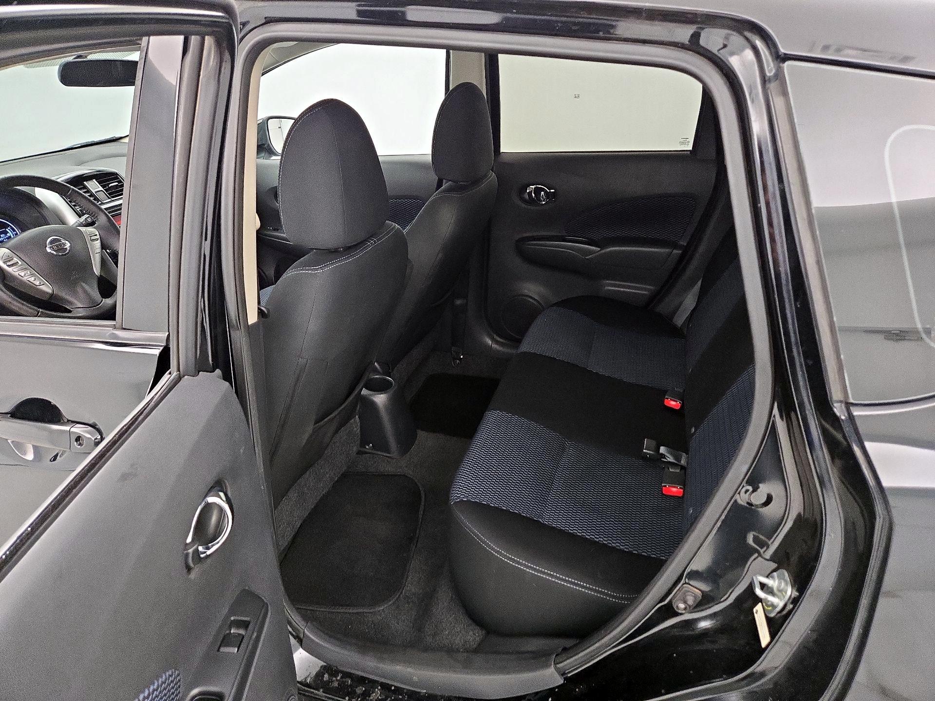 Thumbnail: 2015 Nissan Versa Note - 18