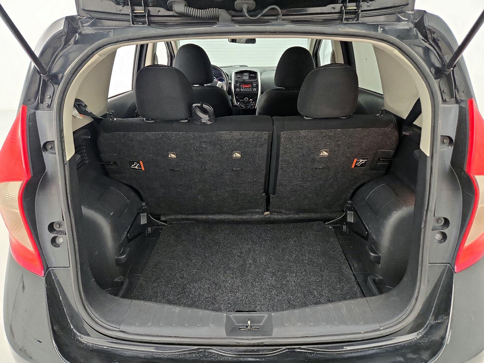 Thumbnail: 2015 Nissan Versa Note - 19