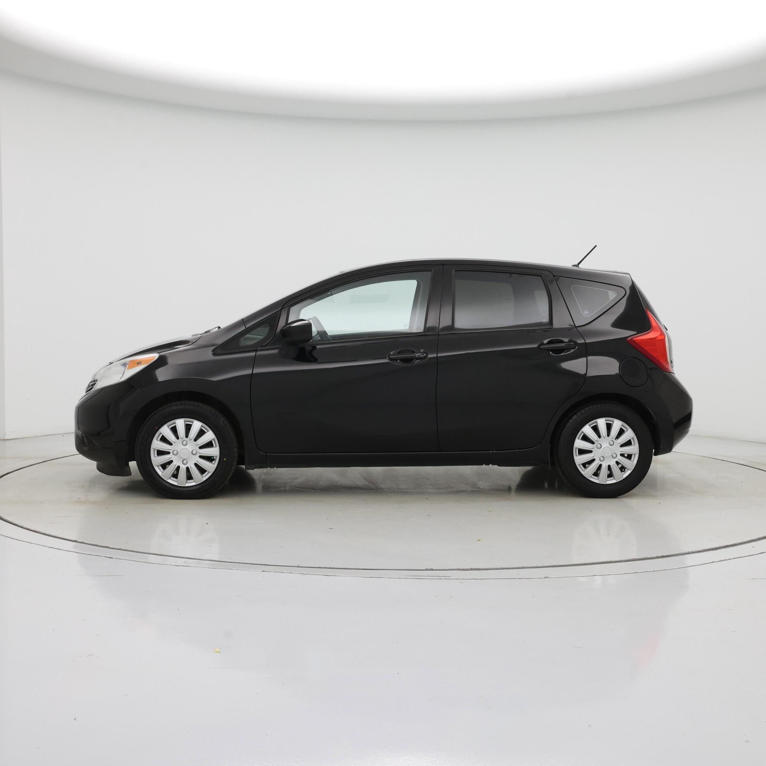 Thumbnail: 2015 Nissan Versa Note - 3