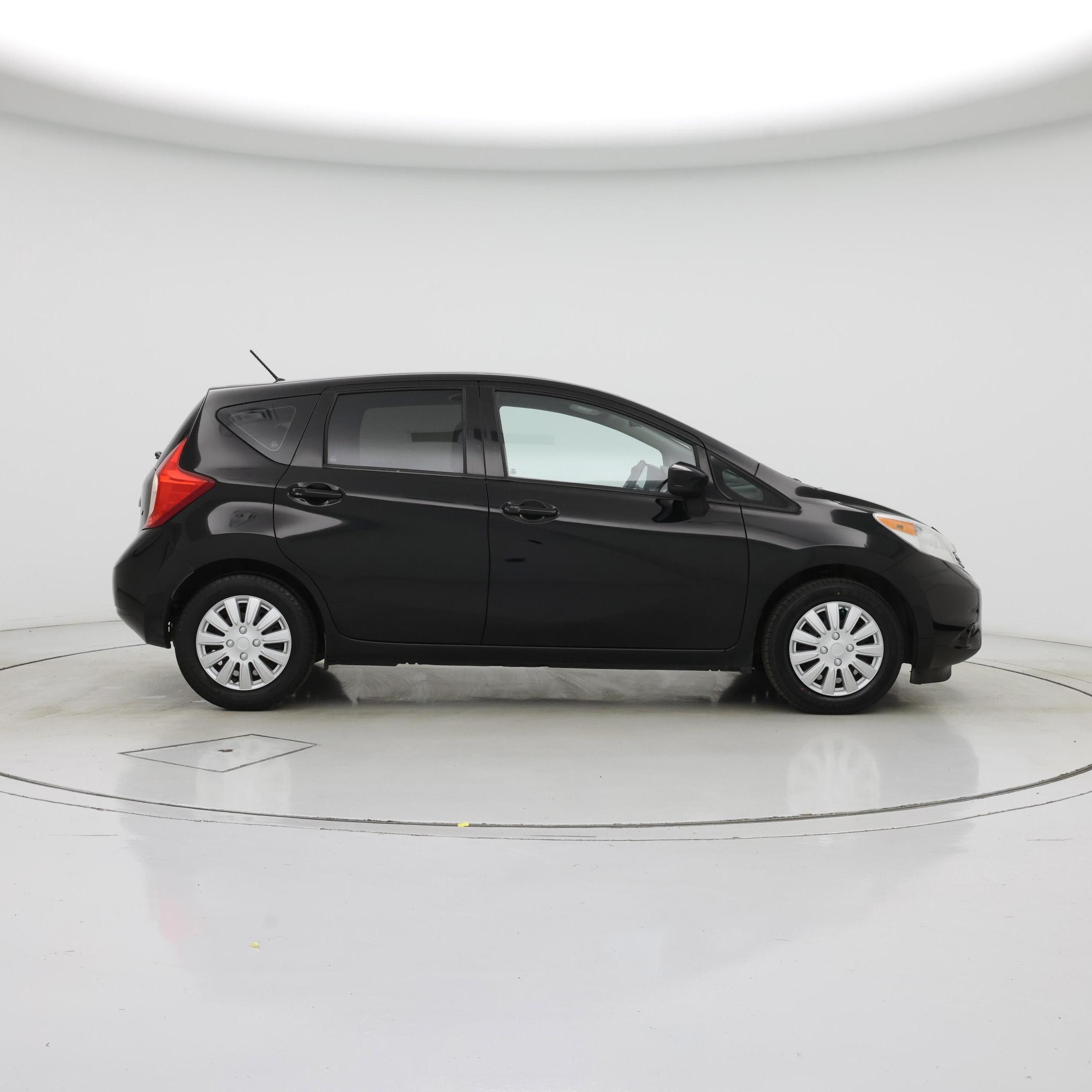 Thumbnail: 2015 Nissan Versa Note - 7