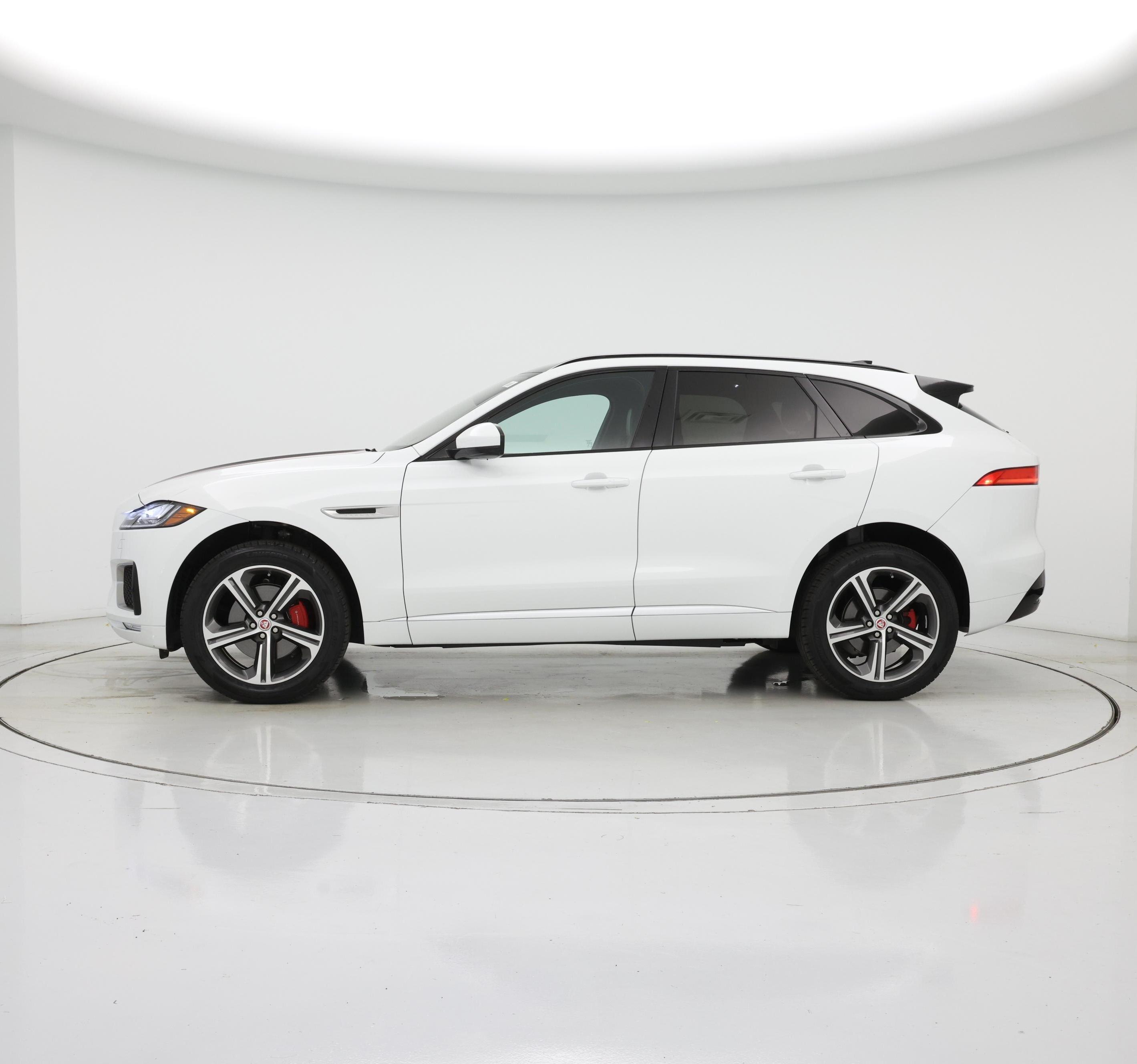 Thumbnail: 2018 Jaguar F-Pace - 3