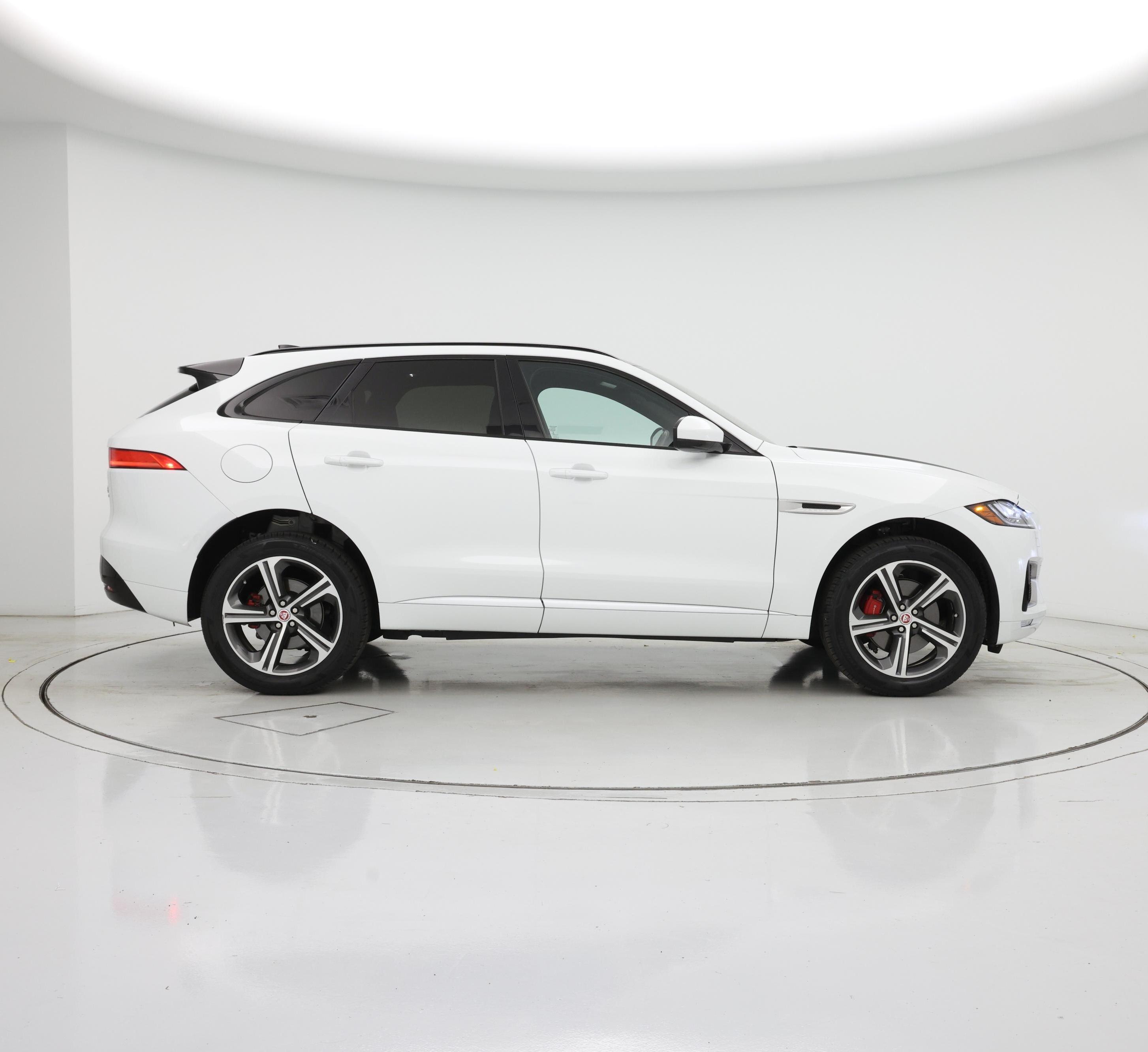 Thumbnail: 2018 Jaguar F-Pace - 7