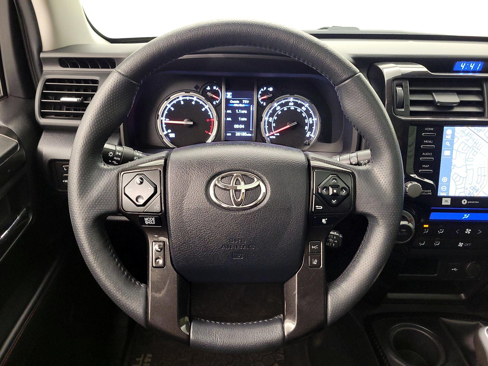 Thumbnail: 2022 Toyota 4Runner - 10