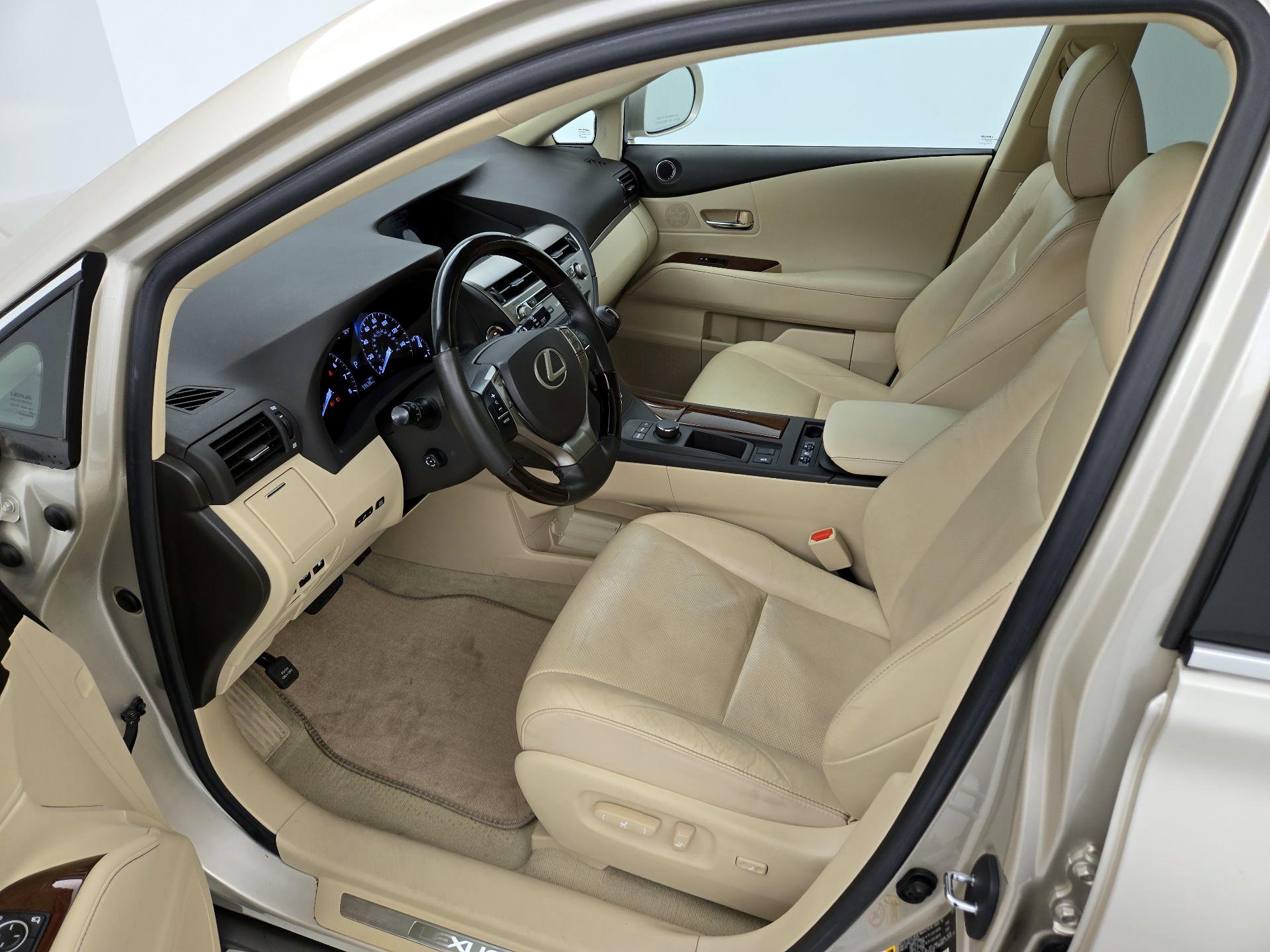 Thumbnail: 2015 Lexus RX - 11