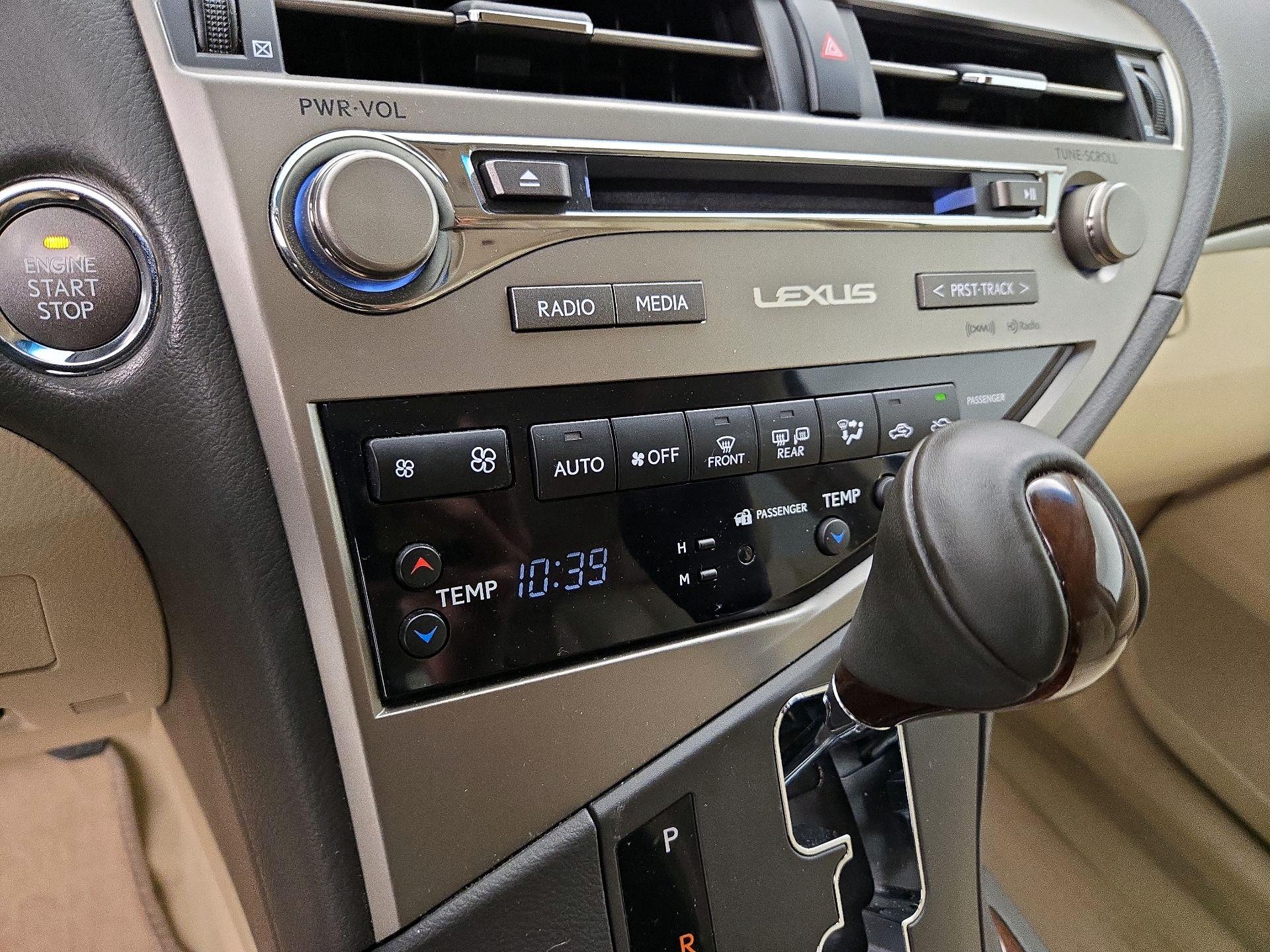 Thumbnail: 2015 Lexus RX - 16