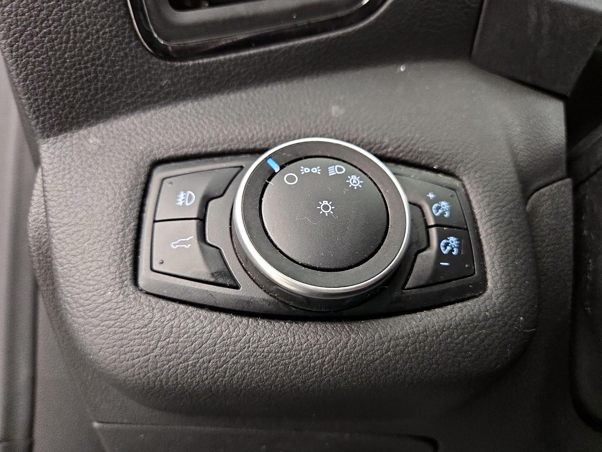 Thumbnail: 2017 Ford Escape - 13