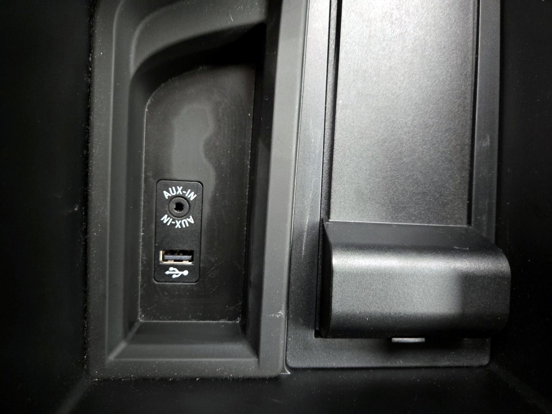 Thumbnail: 2016 BMW M2 - 19