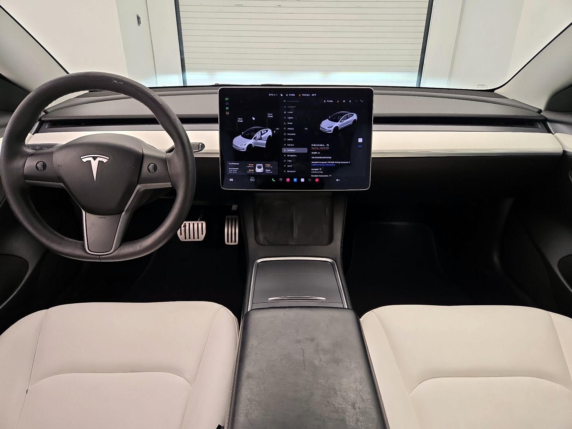 Thumbnail: 2022 Tesla Model 3 - 9