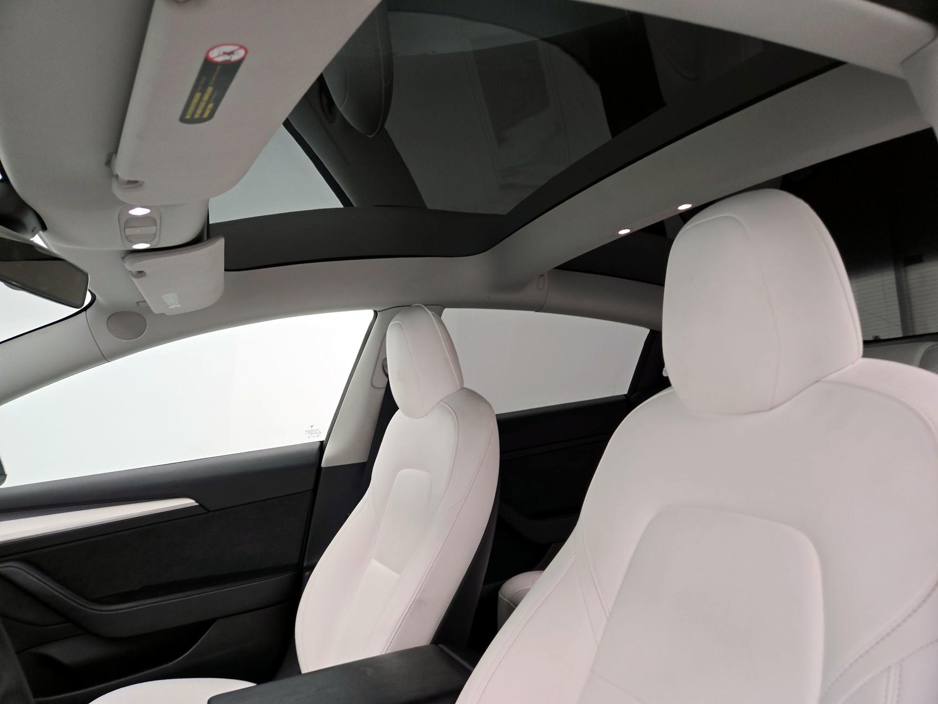 Thumbnail: 2022 Tesla Model 3 - 18