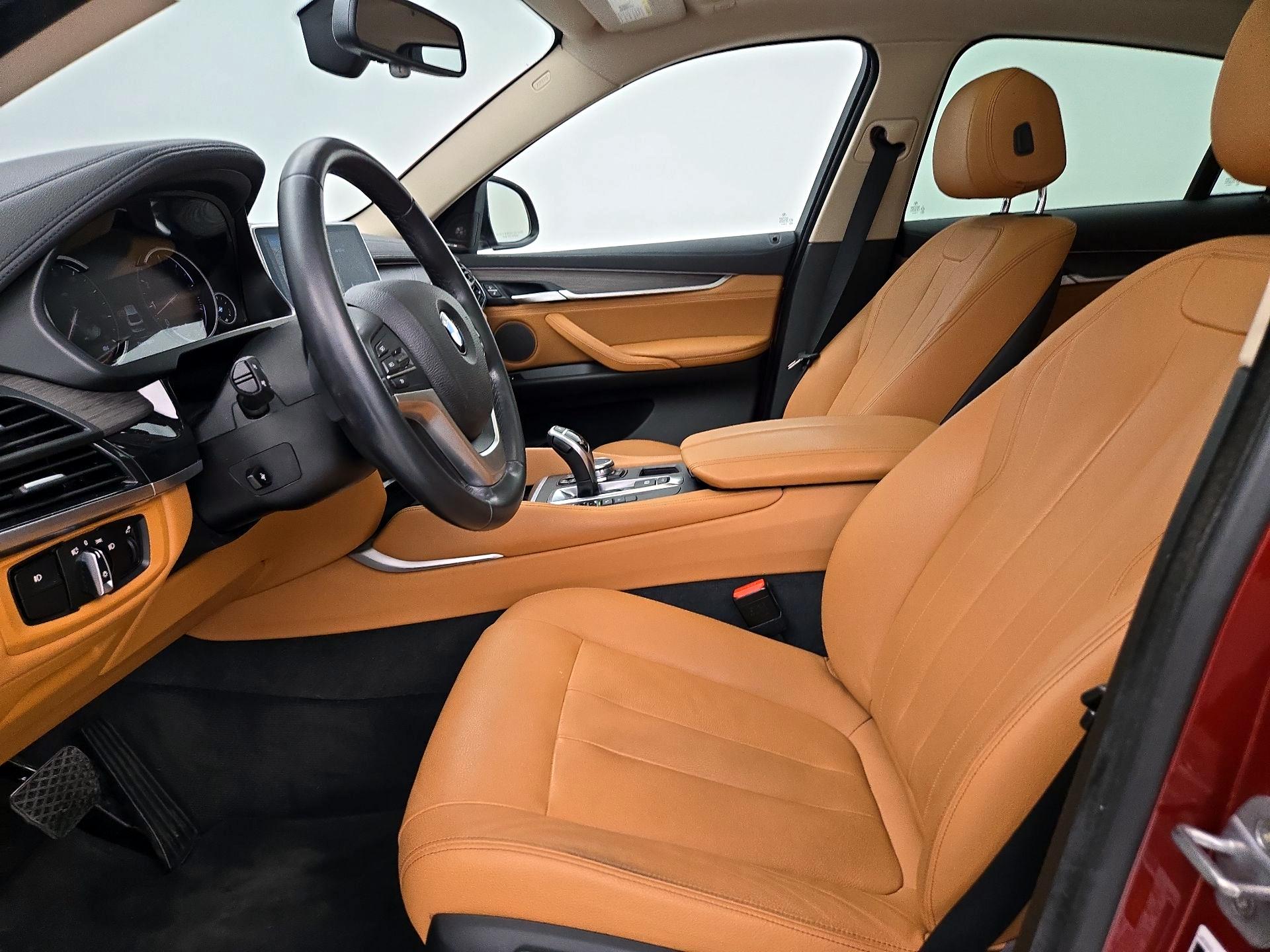 Thumbnail: 2015 BMW X6 - 11