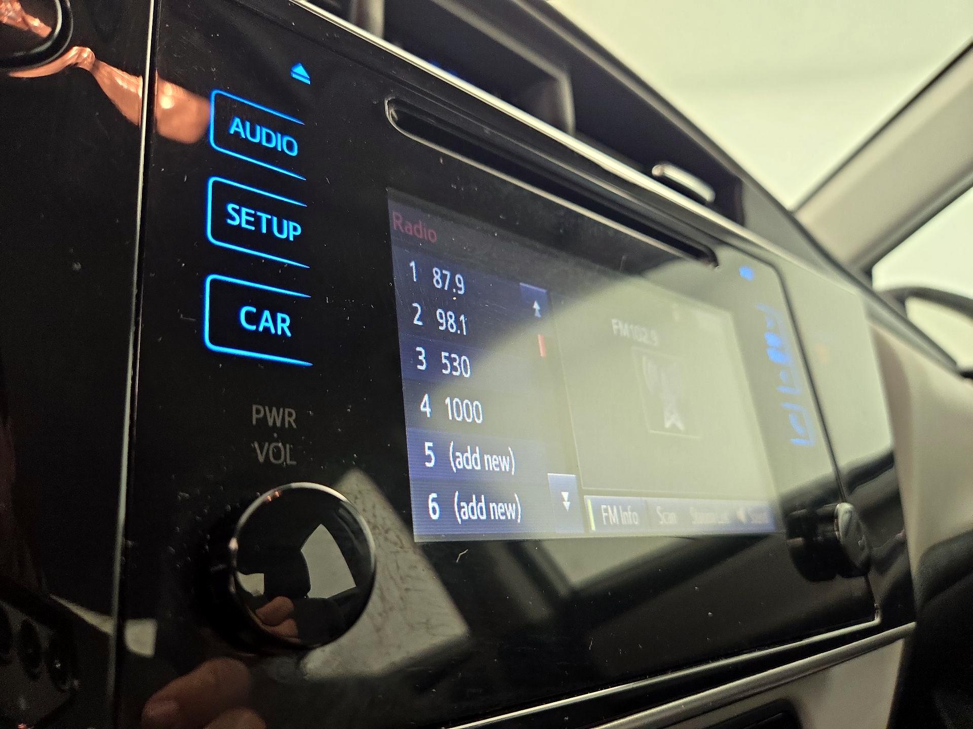 Thumbnail: 2018 Toyota Corolla - 15