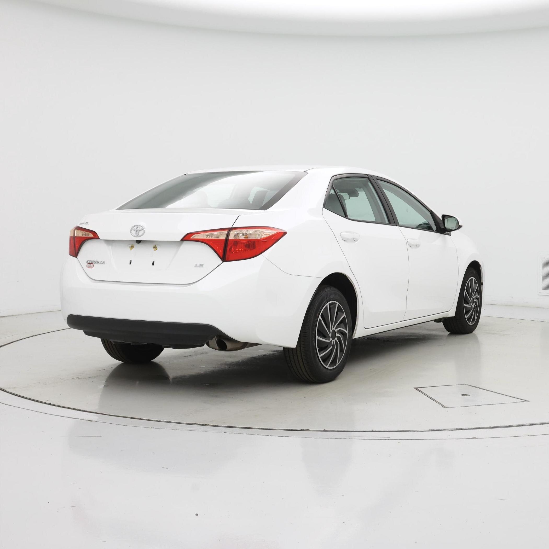 Thumbnail: 2018 Toyota Corolla - 8