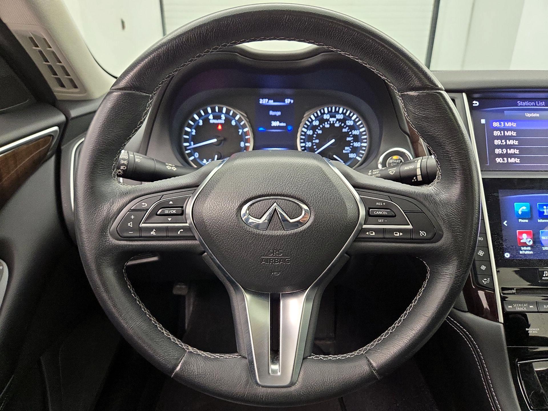 Thumbnail: 2018 INFINITI Q50 - 10