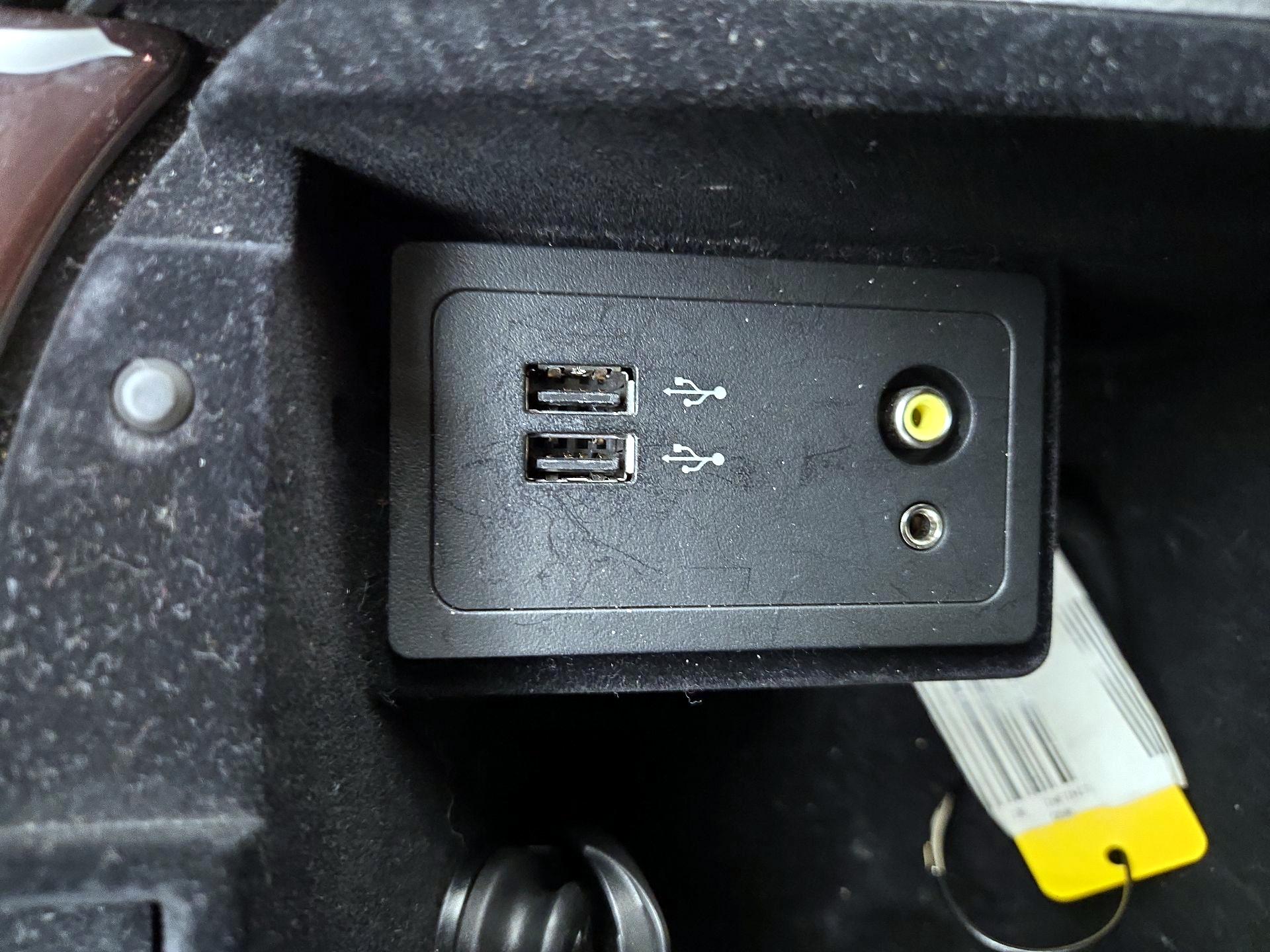 Thumbnail: 2018 INFINITI Q50 - 18