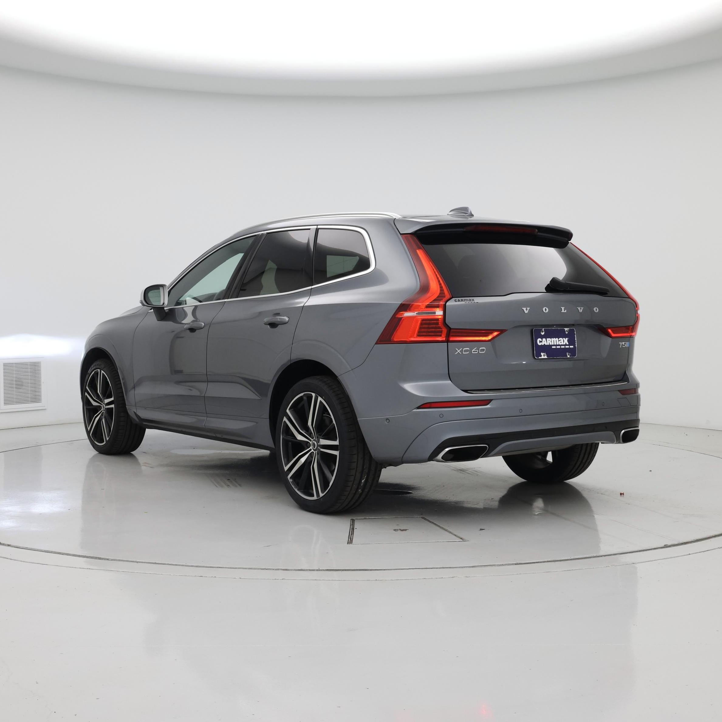 Thumbnail: 2019 Volvo XC60 - 2