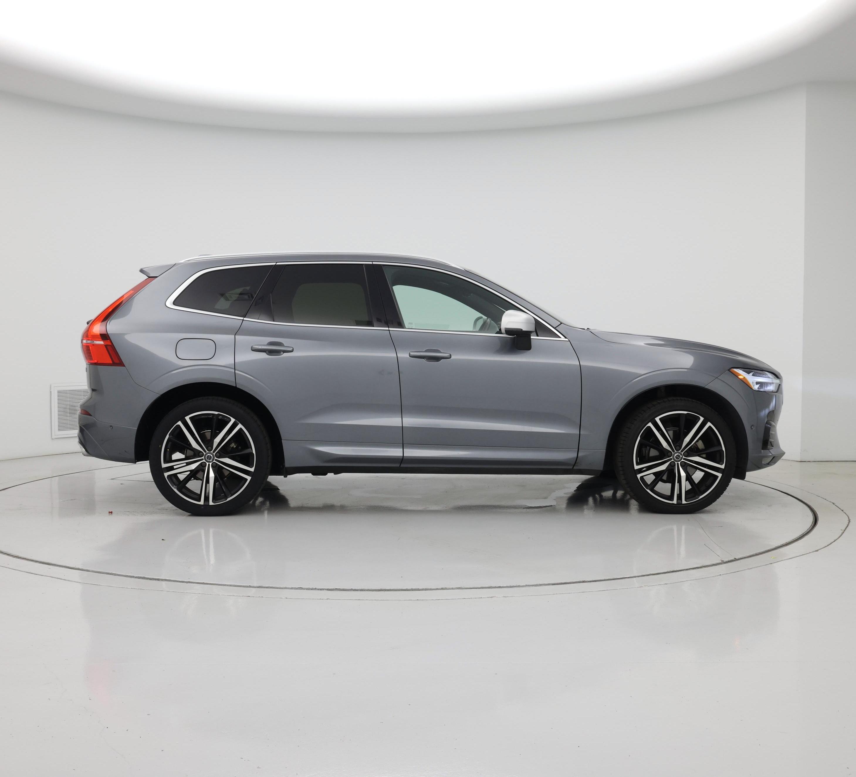 Thumbnail: 2019 Volvo XC60 - 7