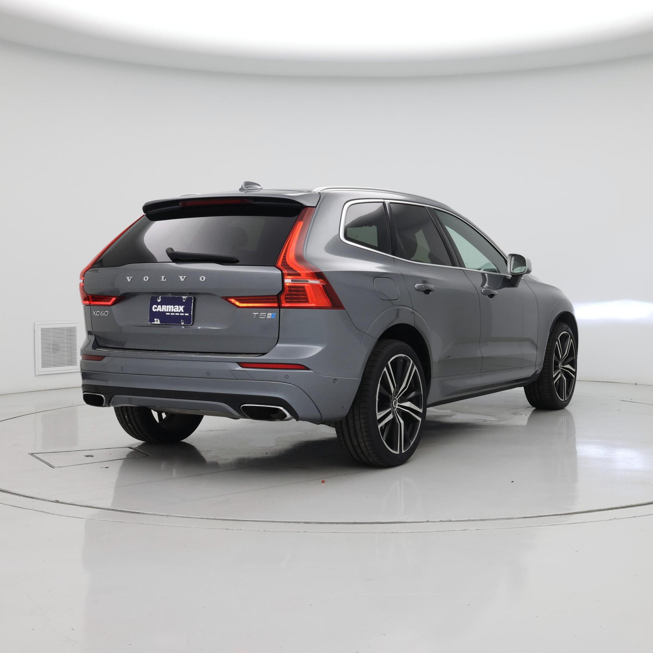 Thumbnail: 2019 Volvo XC60 - 8
