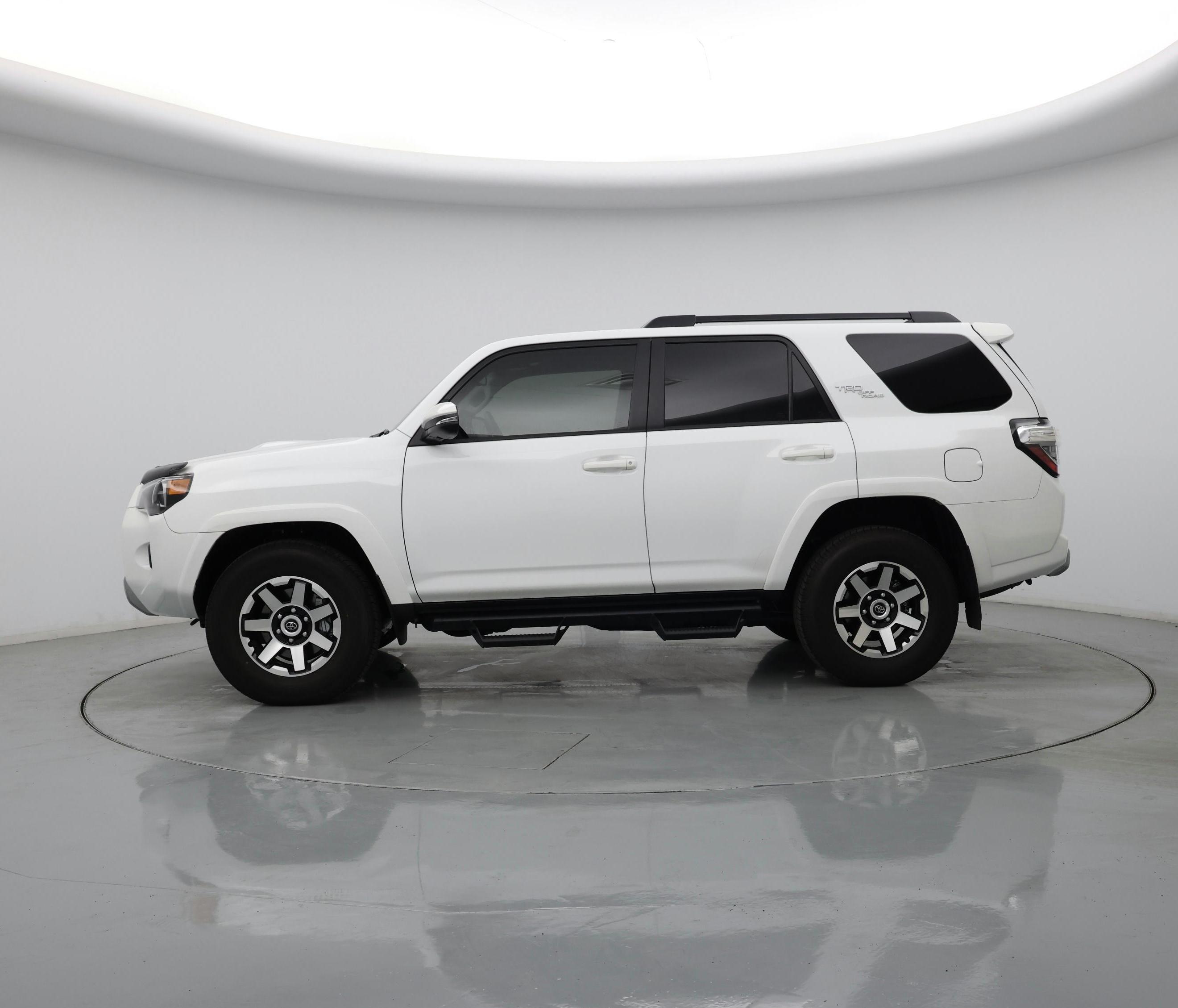 Thumbnail: 2024 Toyota 4Runner - 3