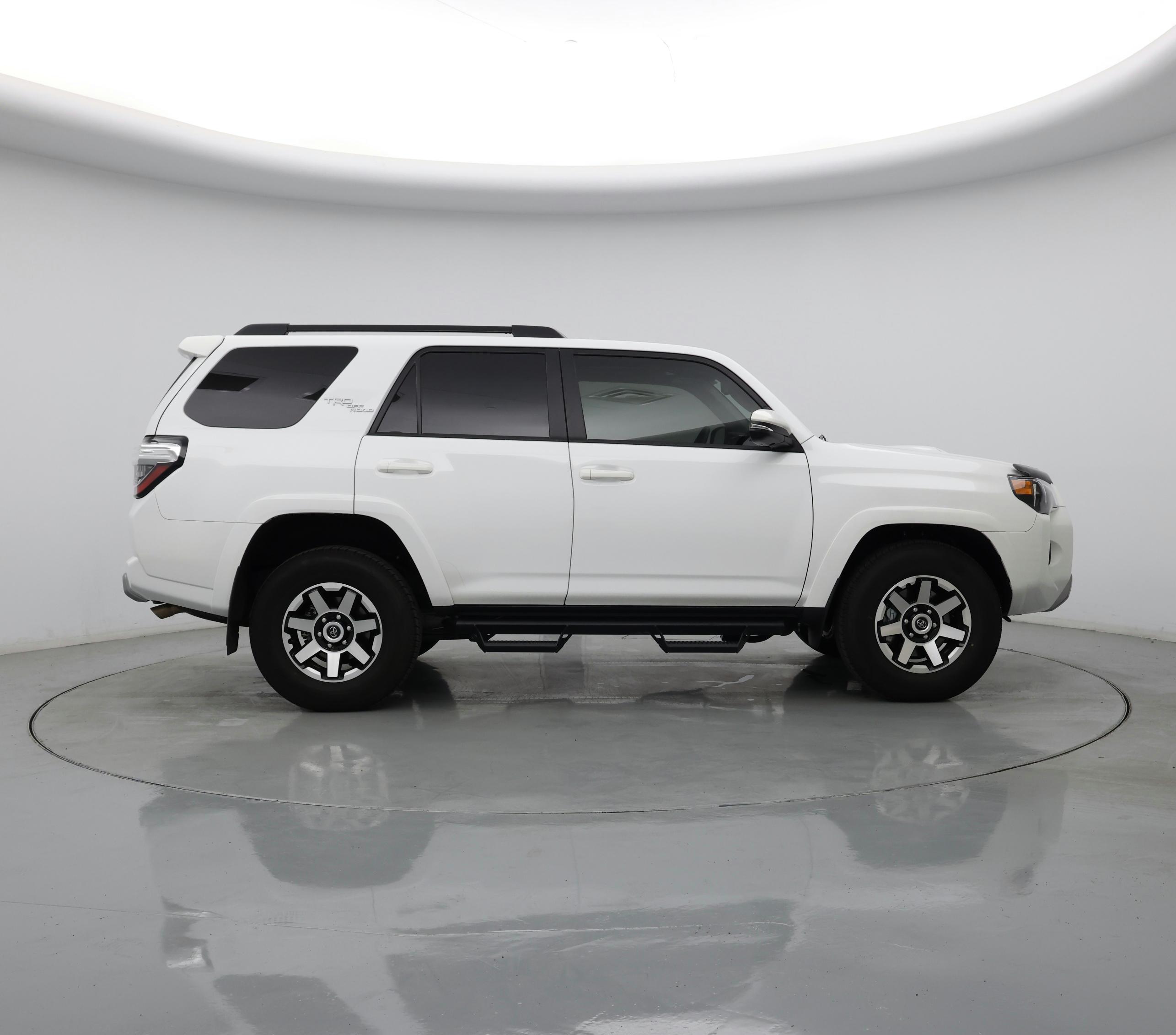 Thumbnail: 2024 Toyota 4Runner - 7