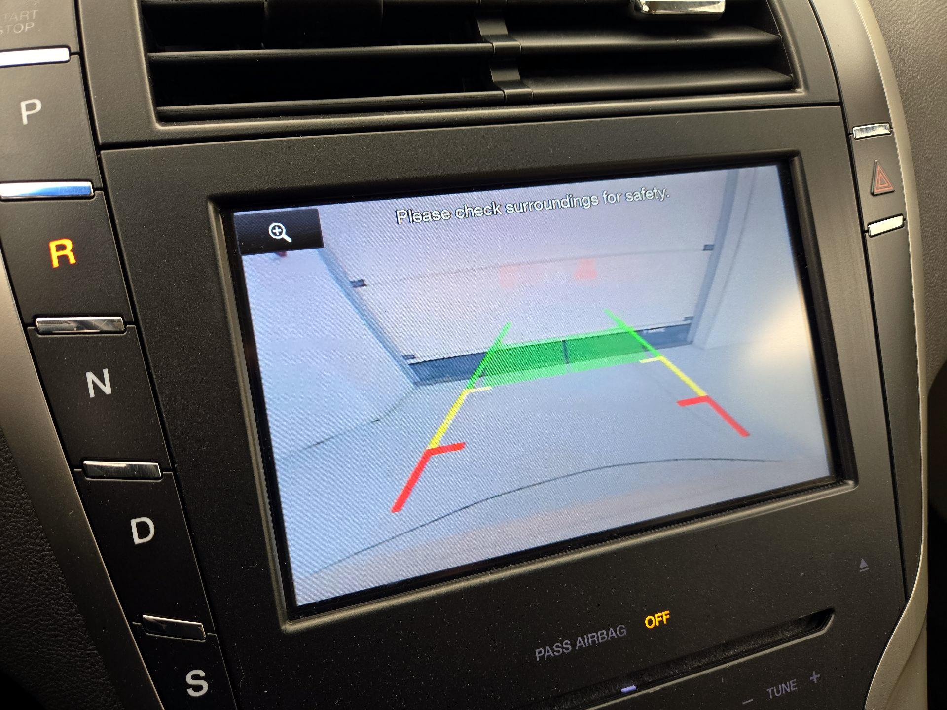 Thumbnail: 2015 Lincoln MKZ - 14