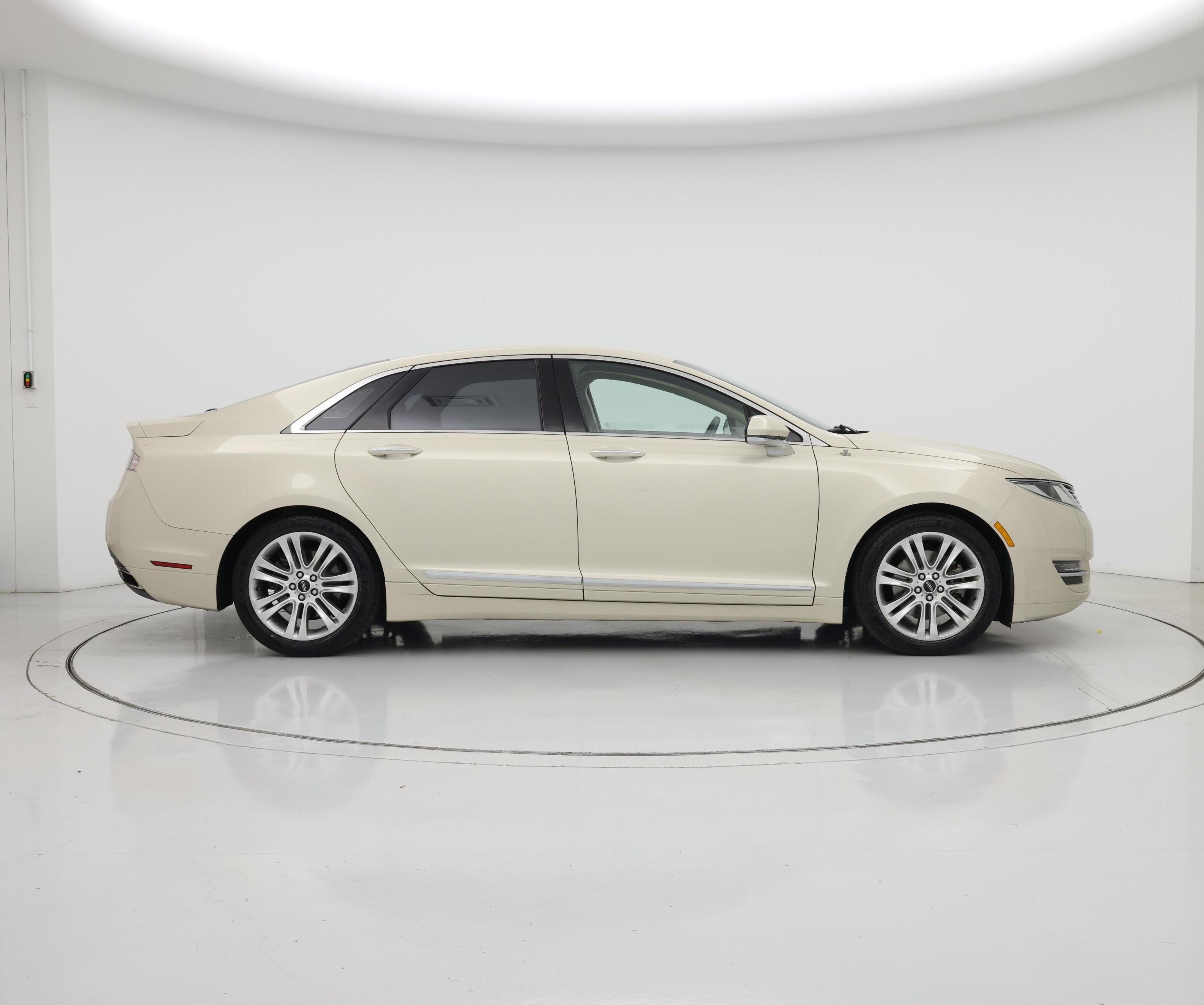 Thumbnail: 2015 Lincoln MKZ - 7