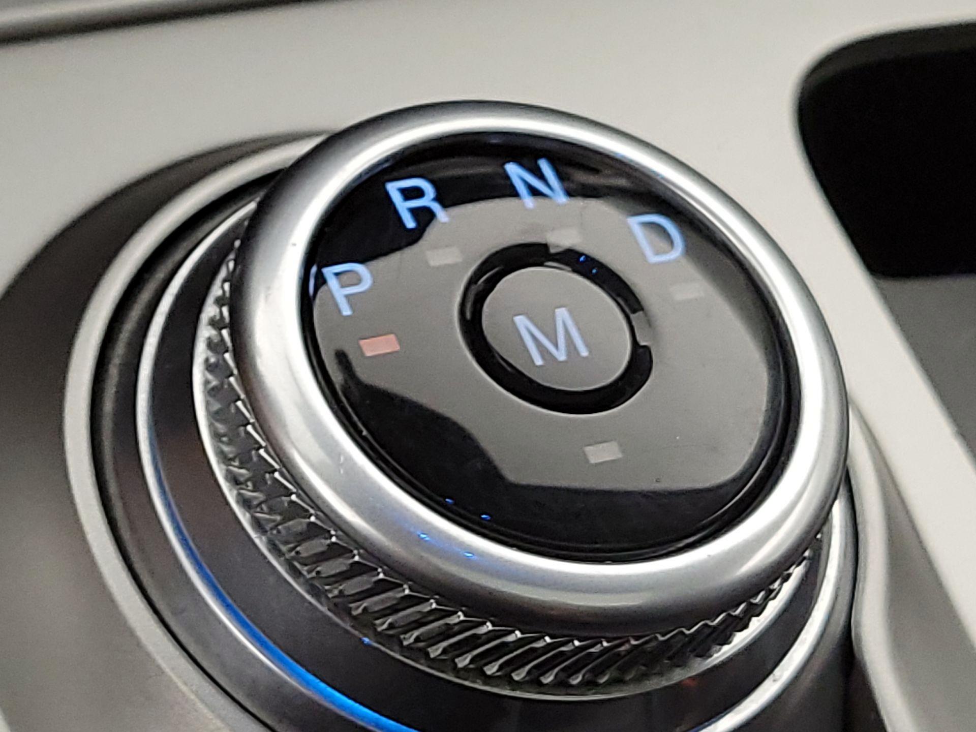 Thumbnail: 2020 Ford Explorer - 18