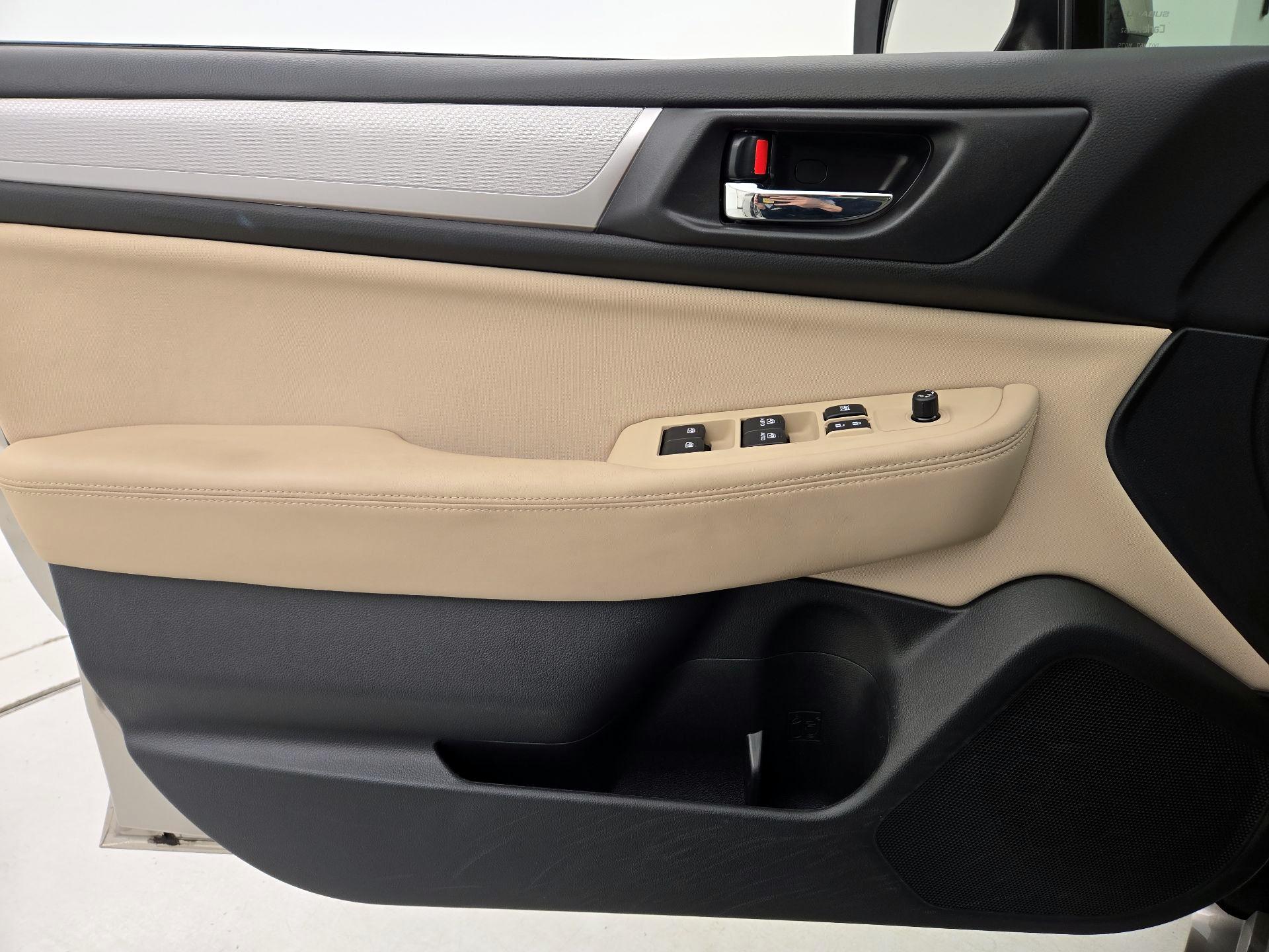 Thumbnail: 2015 Subaru Legacy - 12