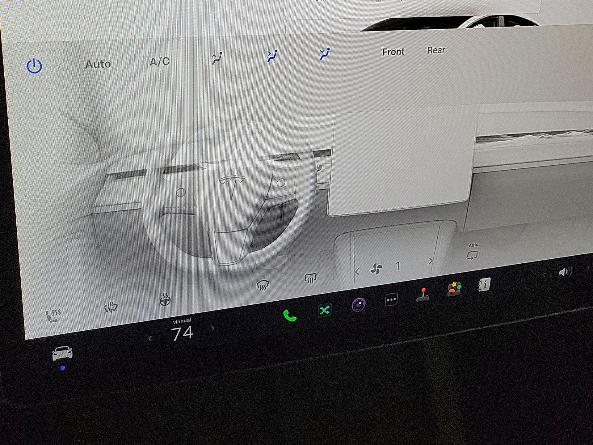 Thumbnail: 2023 Tesla Model 3 - 16