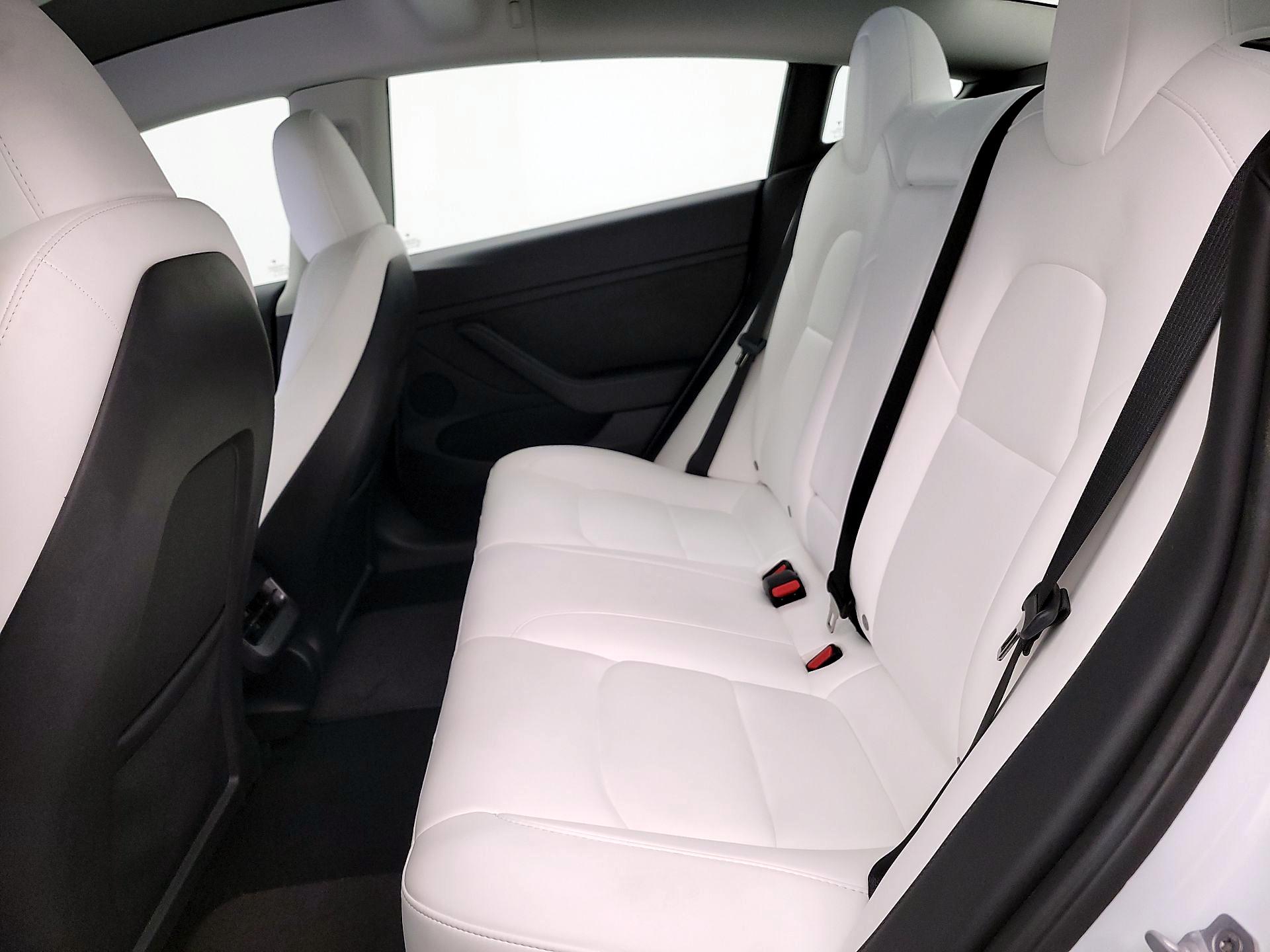 Thumbnail: 2023 Tesla Model 3 - 18