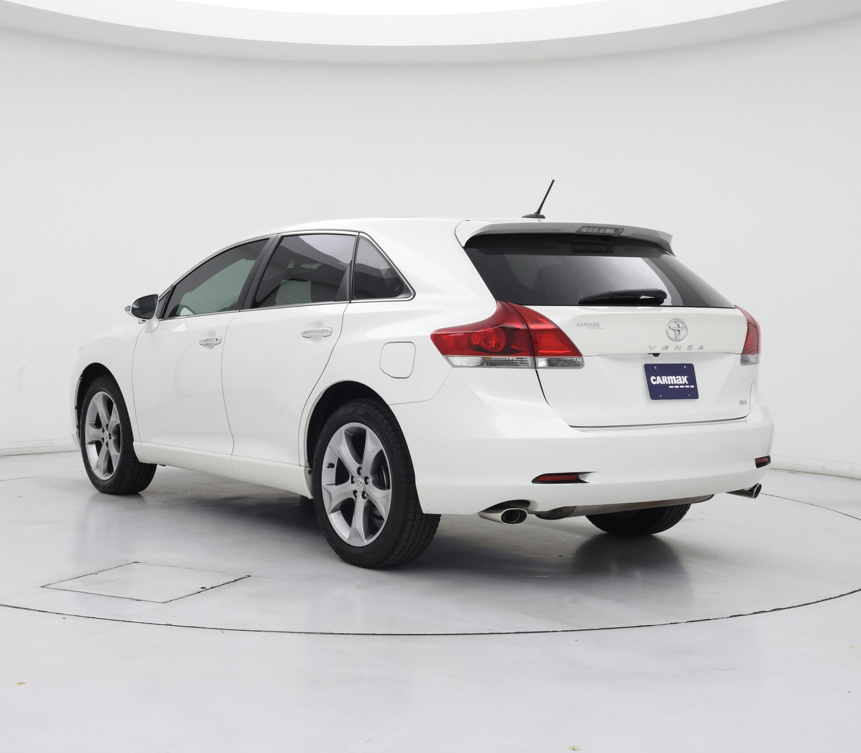 Thumbnail: 2015 Toyota Venza - 2