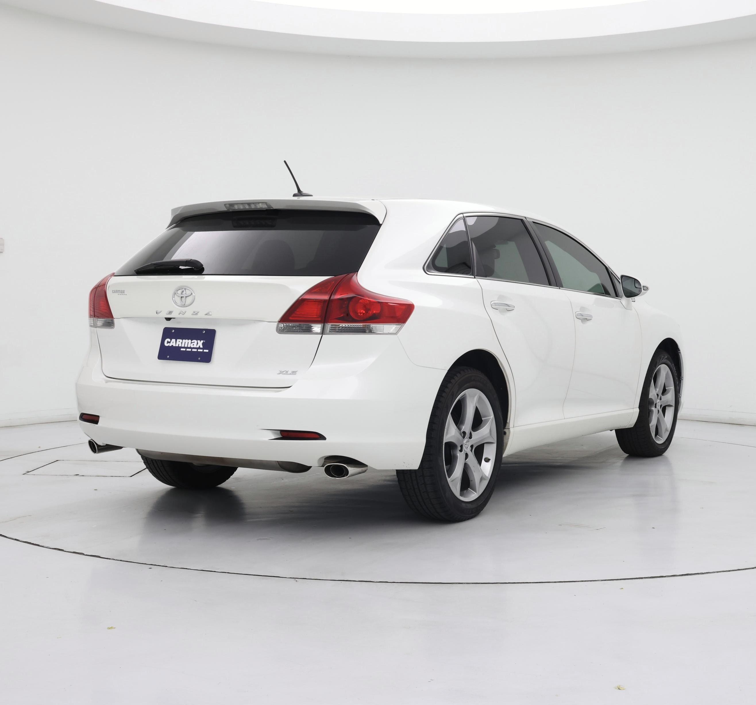 Thumbnail: 2015 Toyota Venza - 8