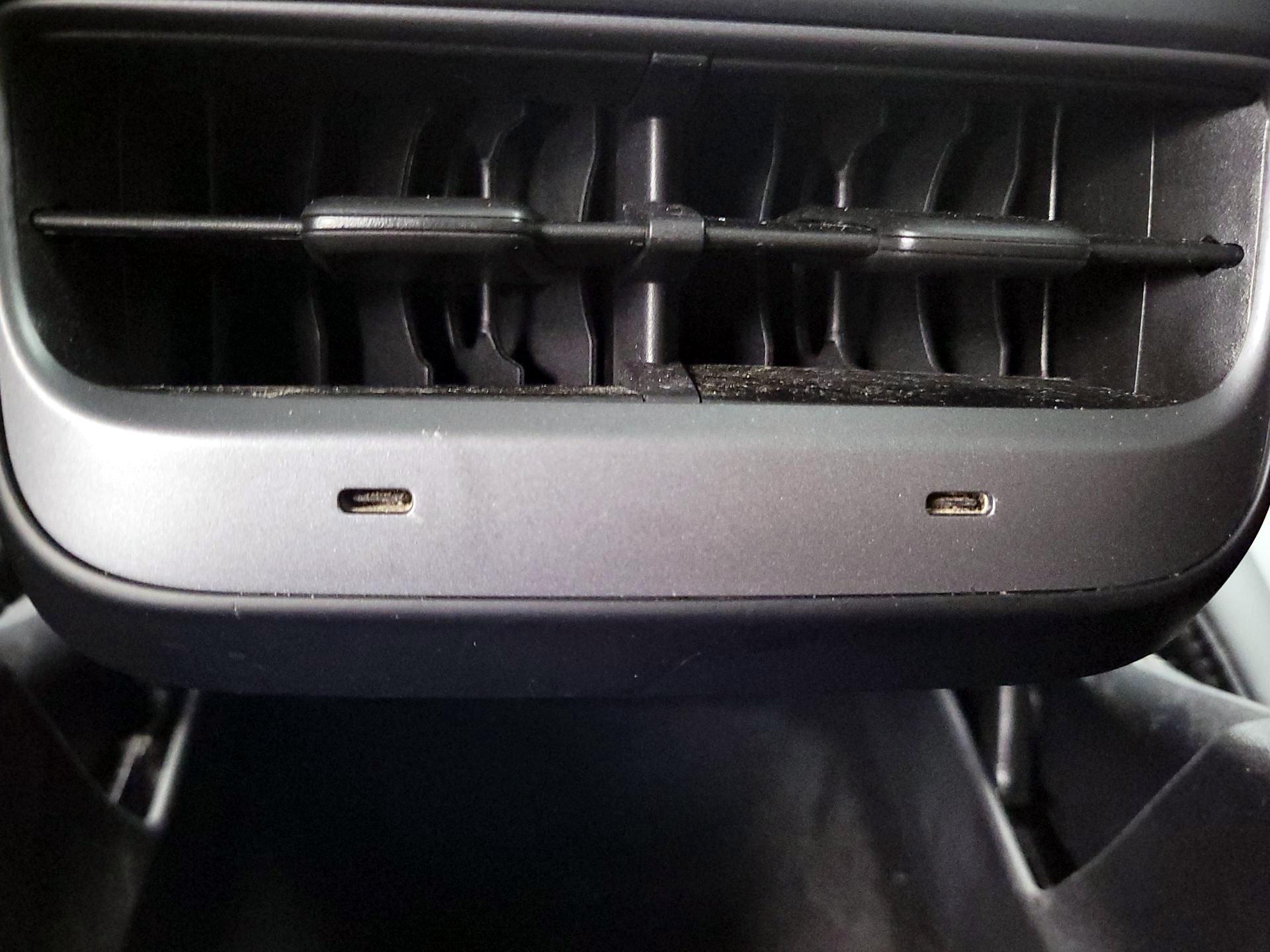 Thumbnail: 2022 Tesla Model Y - 18