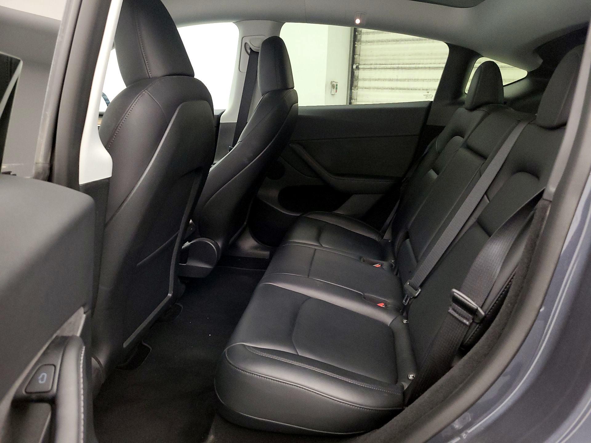 Thumbnail: 2022 Tesla Model Y - 20