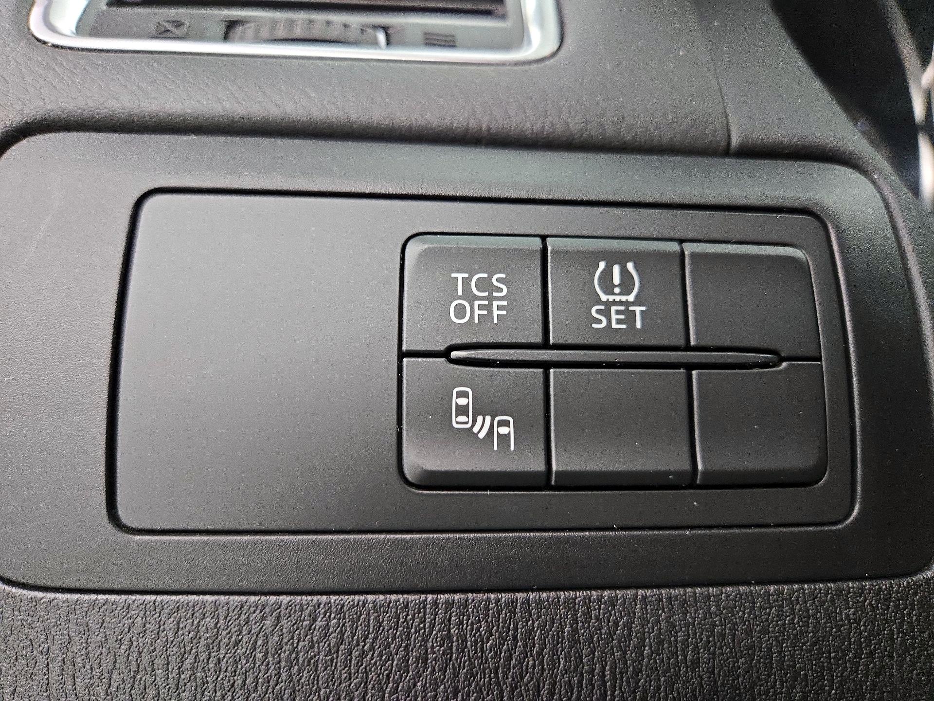 Thumbnail: 2016 Mazda CX-5 - 13