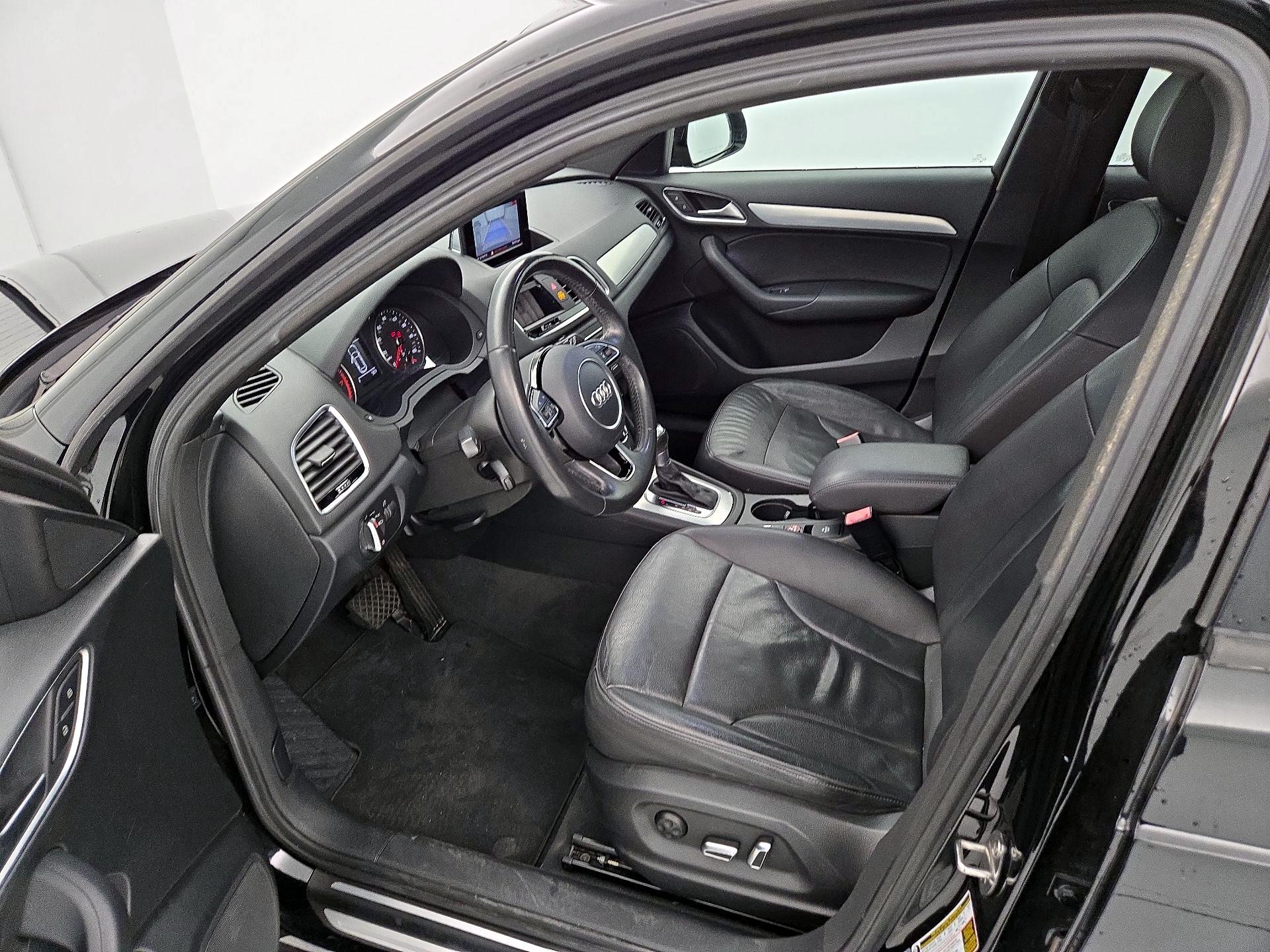 Thumbnail: 2018 Audi Q3 - 11