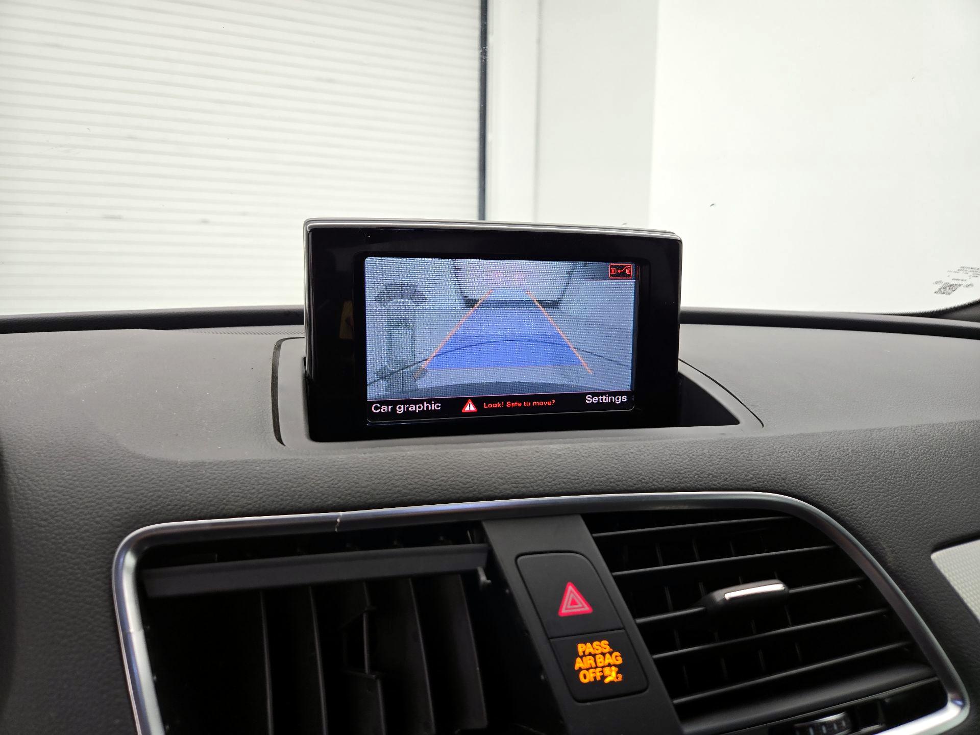 Thumbnail: 2018 Audi Q3 - 14