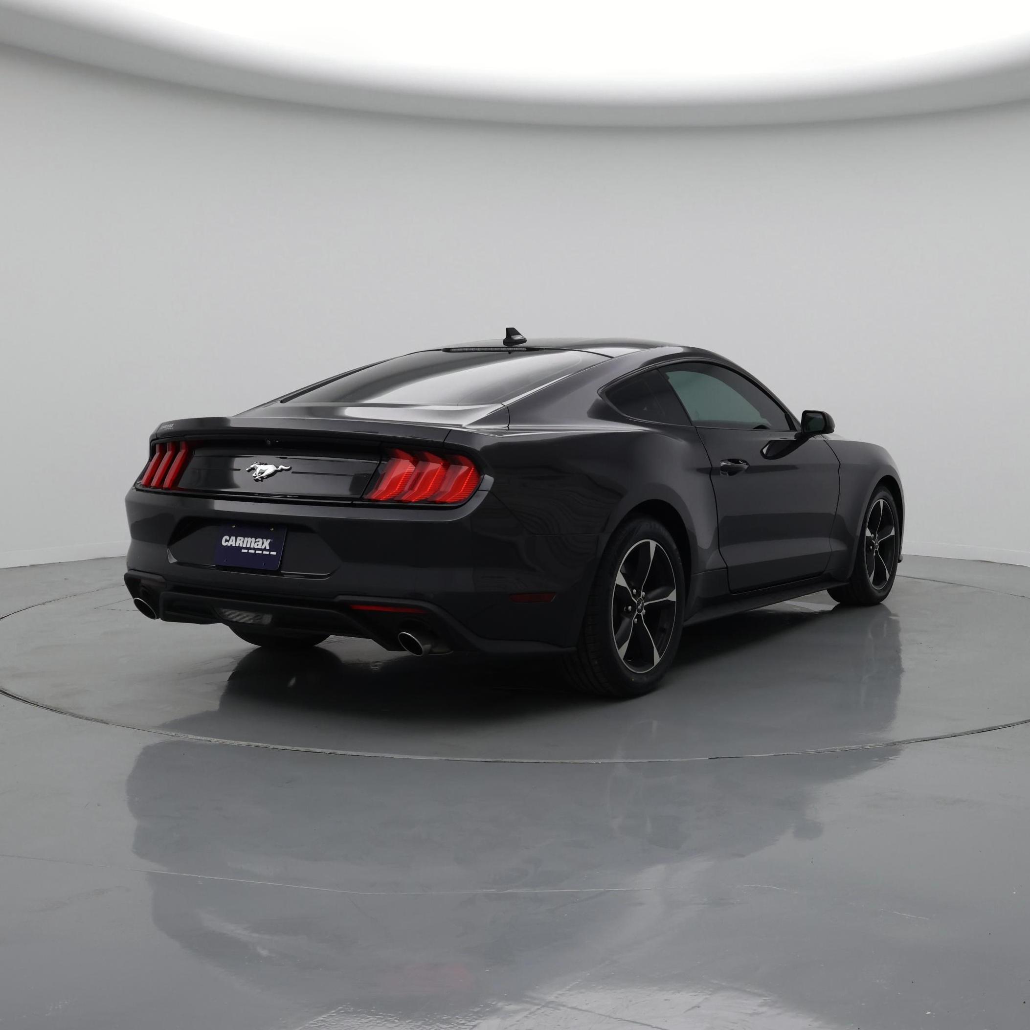 Thumbnail: 2022 Ford Mustang - 8