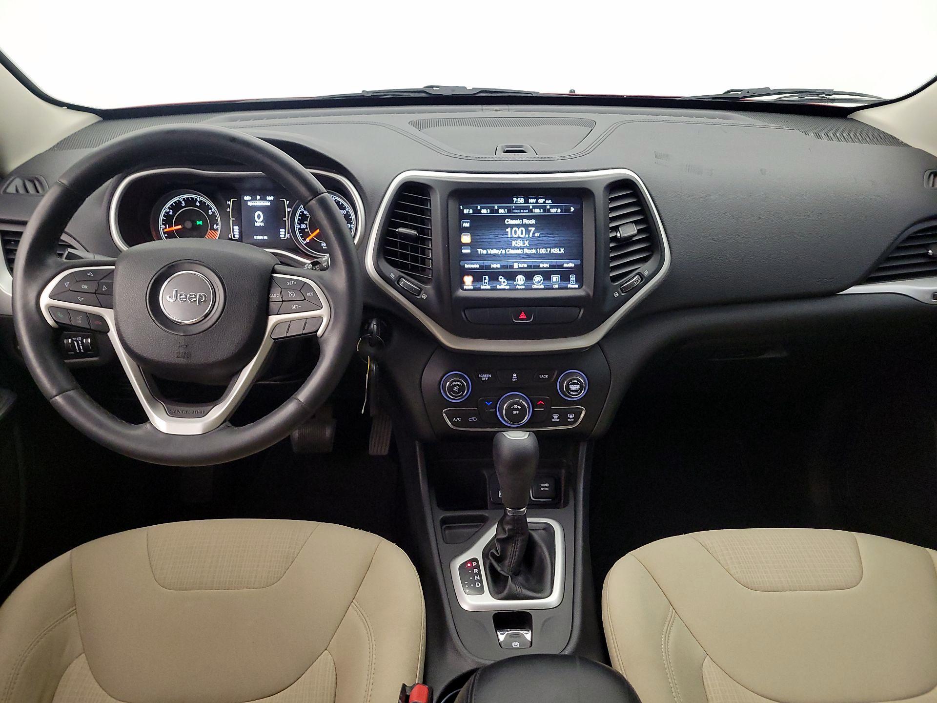 Thumbnail: 2015 Jeep Cherokee - 9