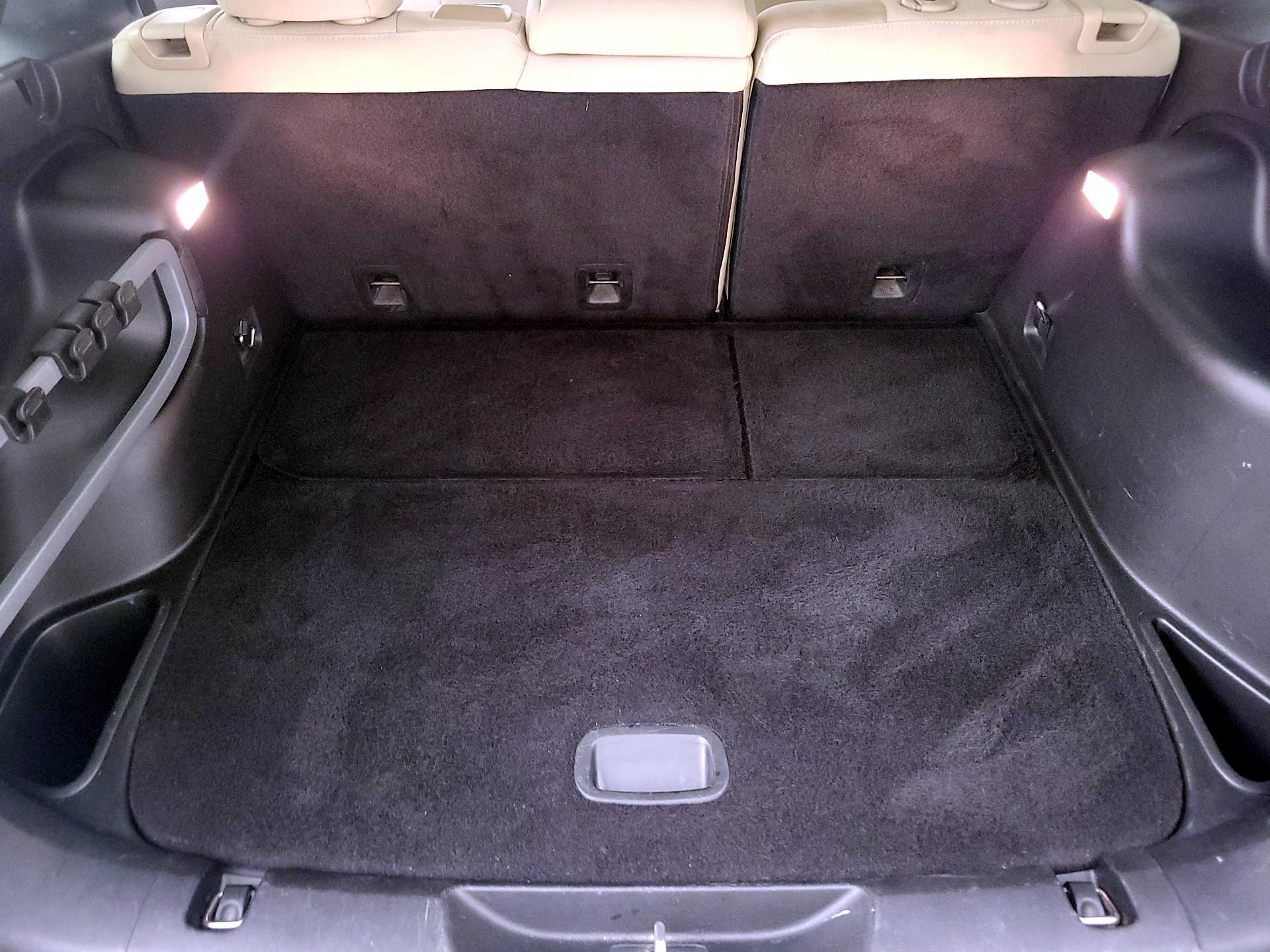 Thumbnail: 2015 Jeep Cherokee - 20