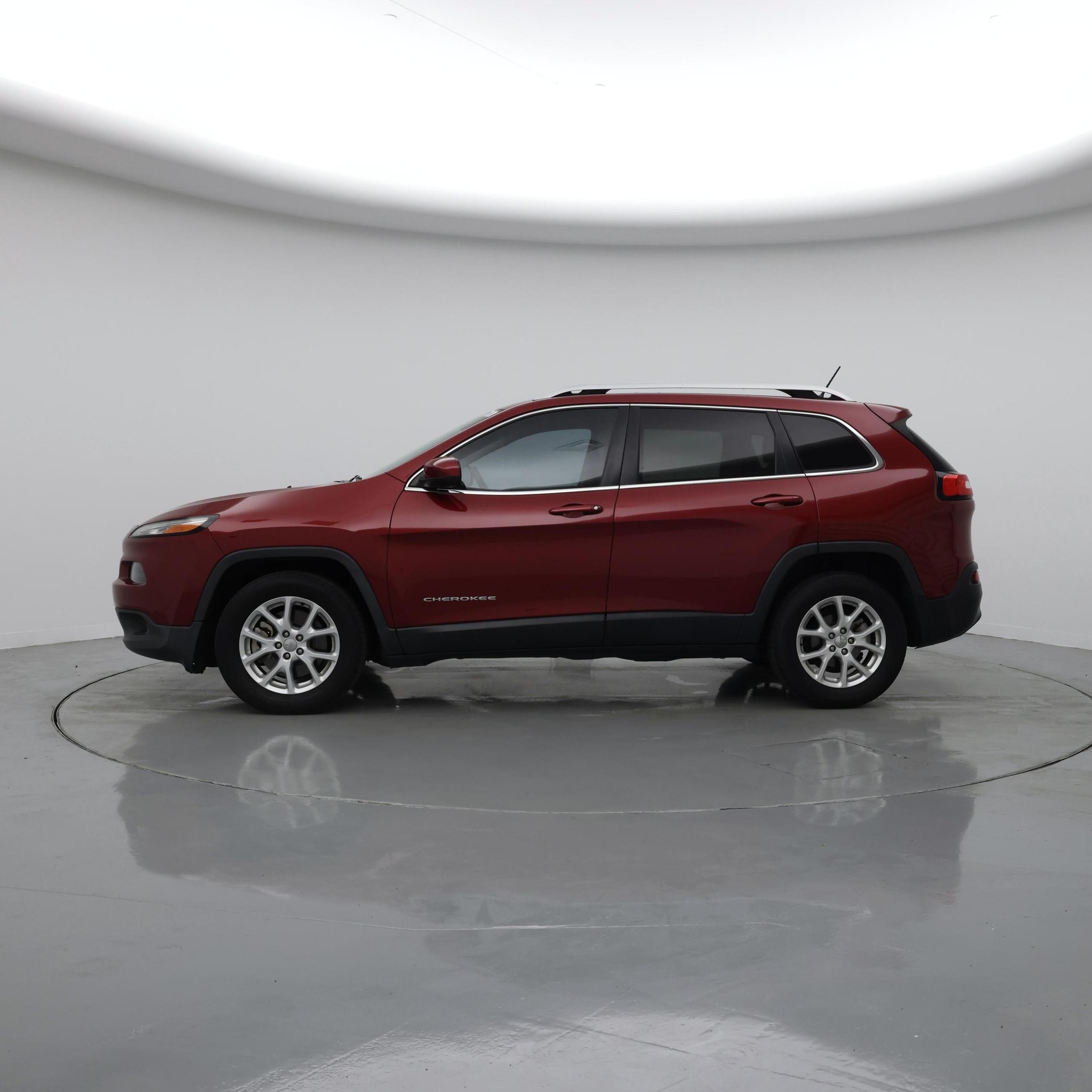 Thumbnail: 2015 Jeep Cherokee - 3