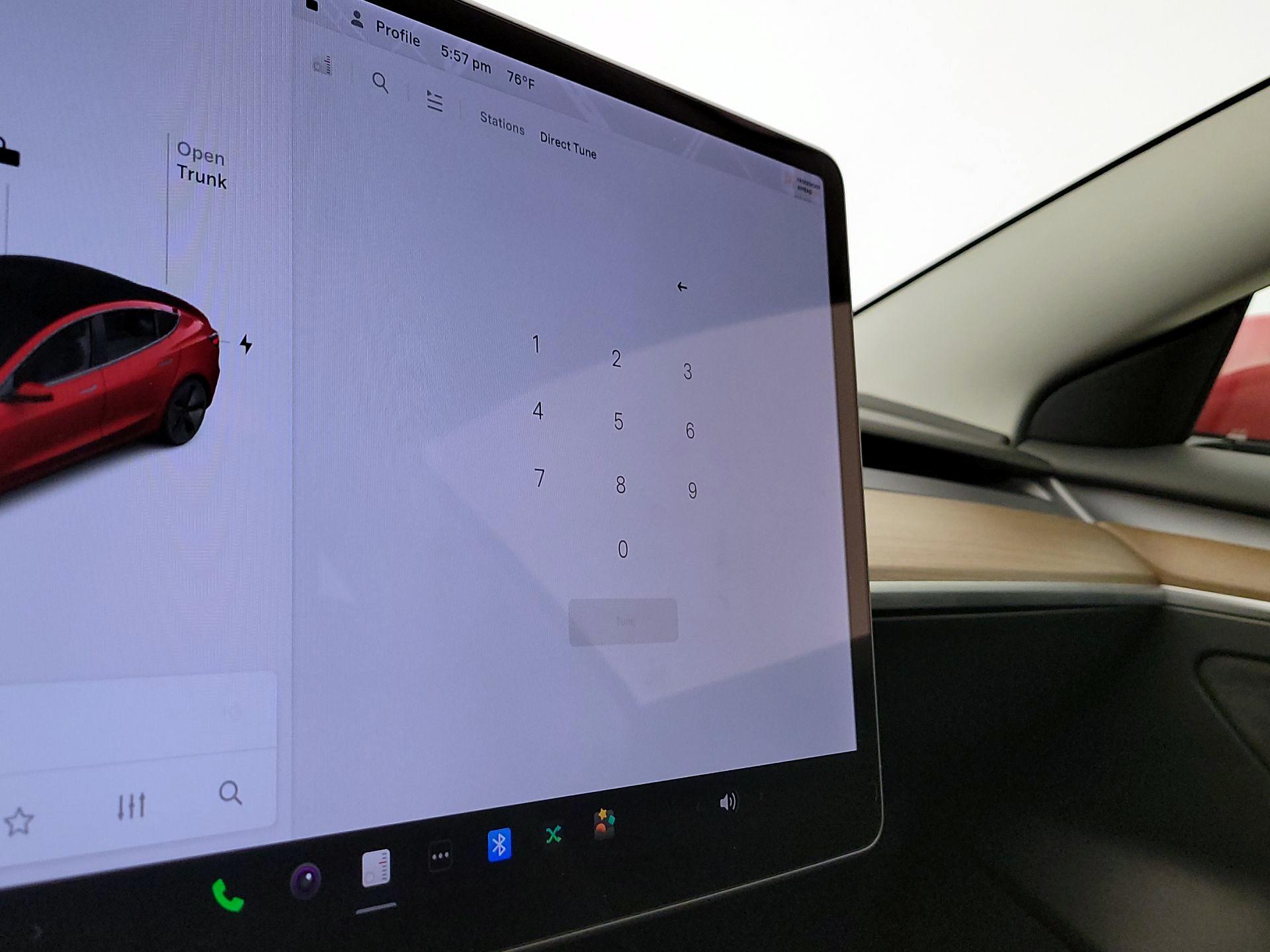 Thumbnail: 2022 Tesla Model 3 - 15