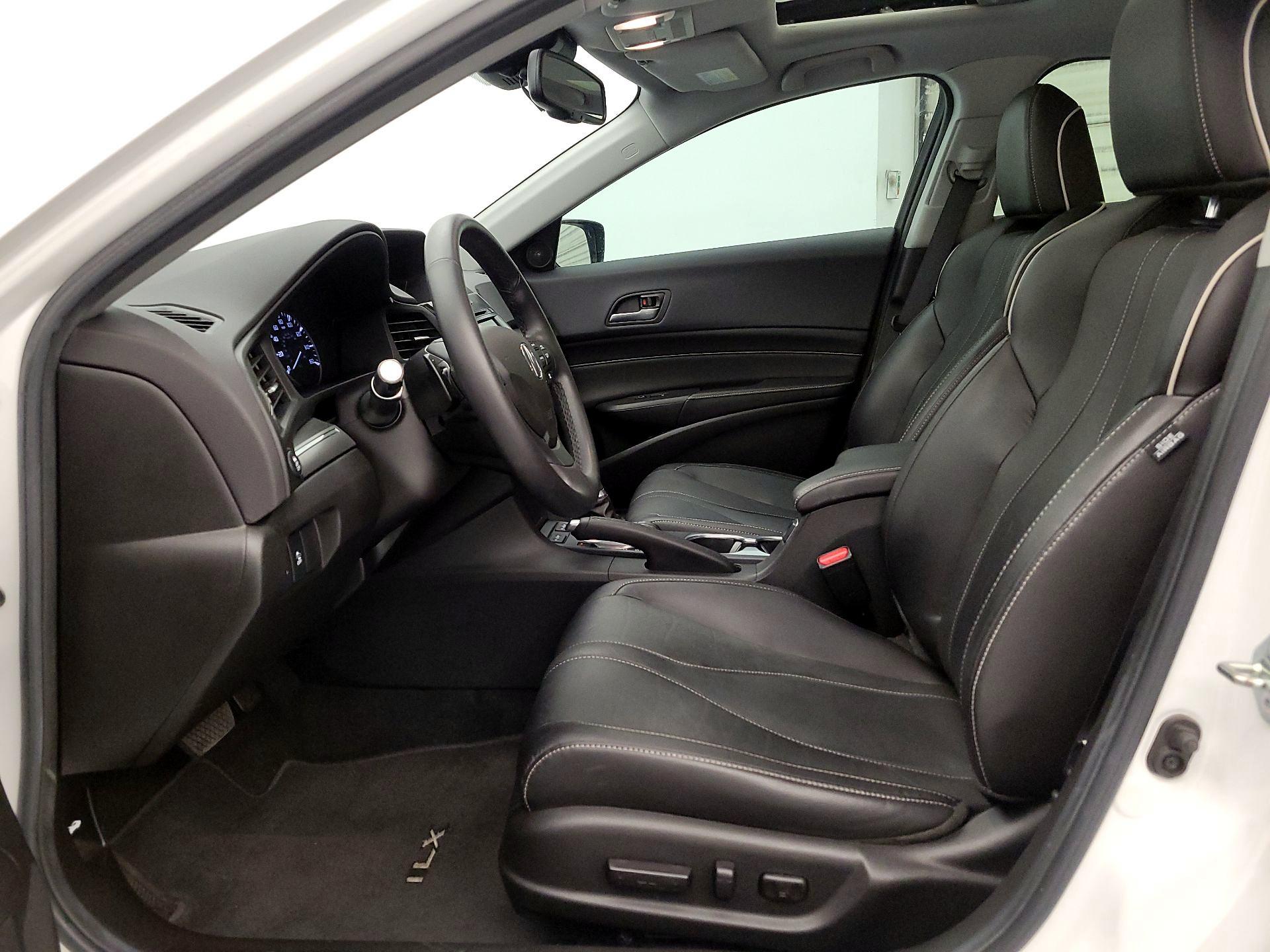 Thumbnail: 2020 Acura ILX - 11