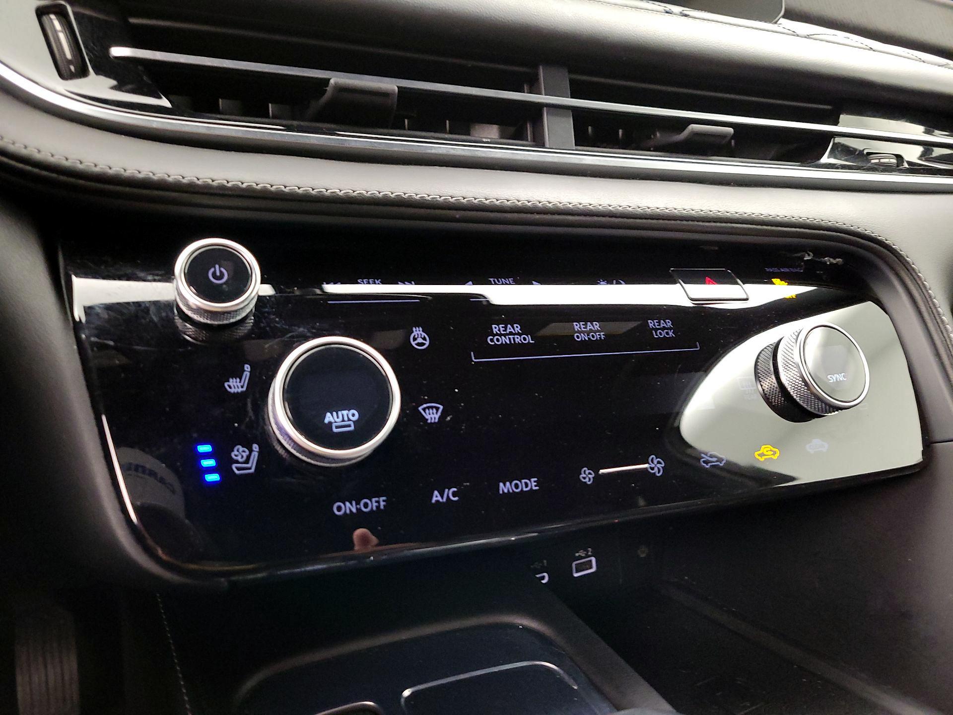 Thumbnail: 2022 INFINITI QX60 - 17