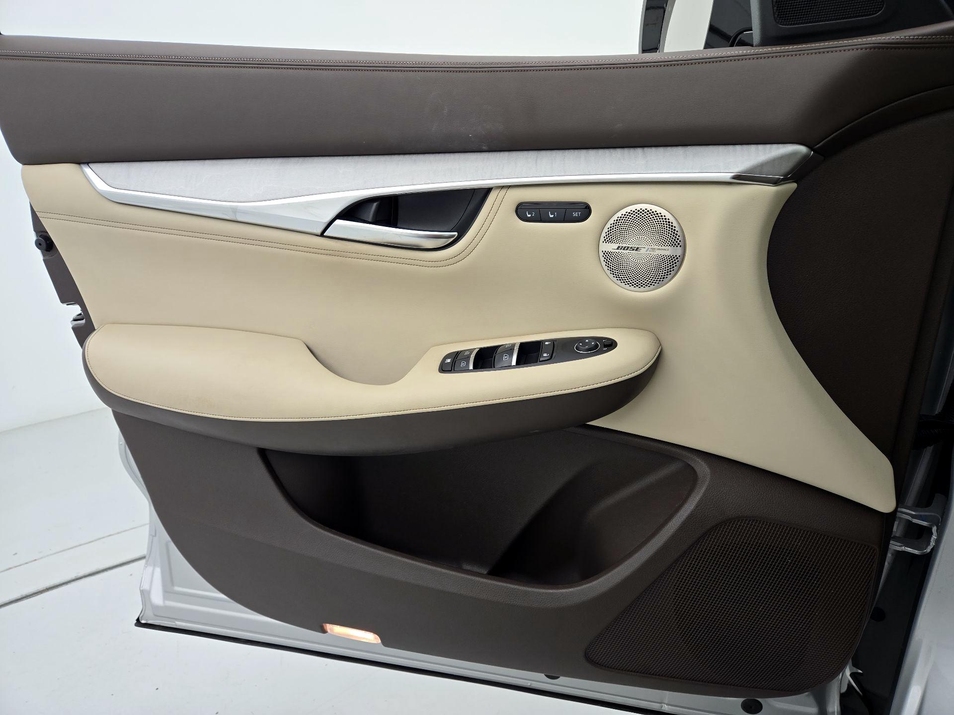 Thumbnail: 2019 INFINITI QX50 - 12