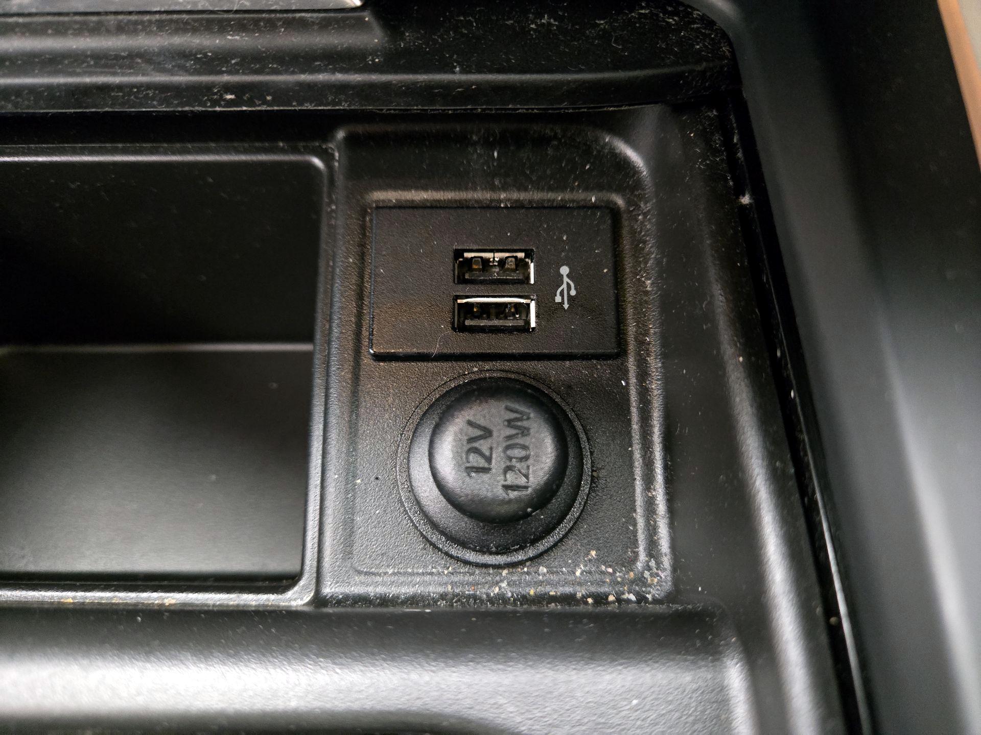 Thumbnail: 2019 INFINITI QX50 - 19