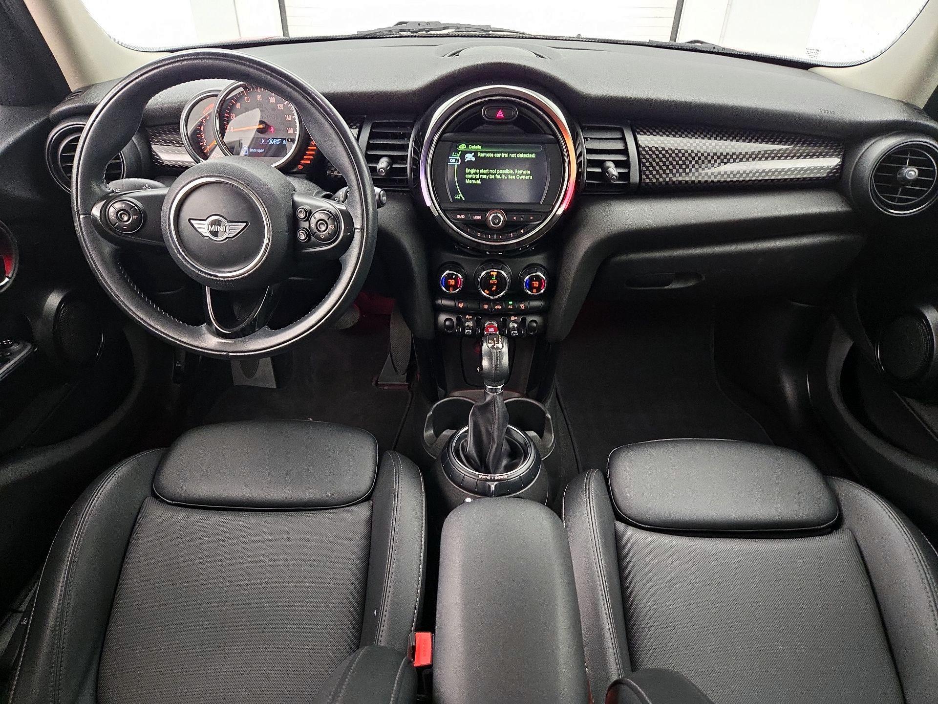 Thumbnail: 2017 MINI Cooper Hardtop - 9