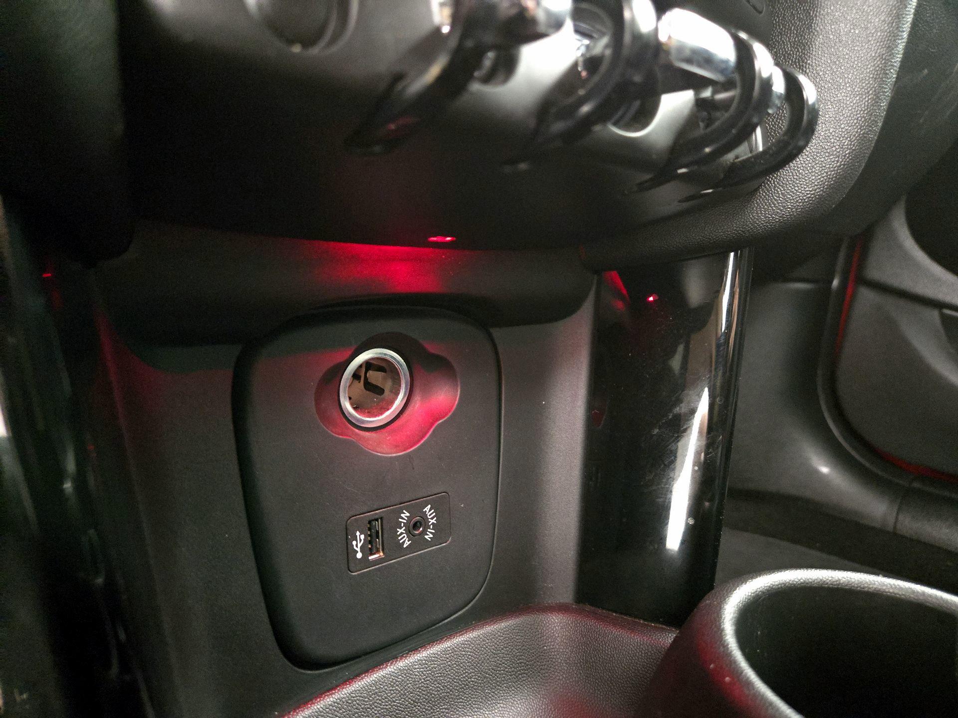 Thumbnail: 2017 MINI Cooper Hardtop - 17