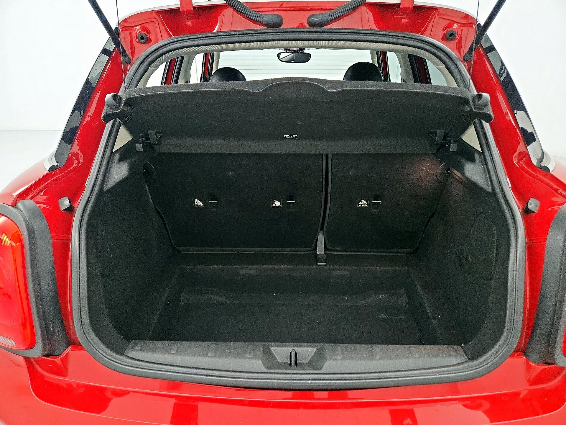 Thumbnail: 2017 MINI Cooper Hardtop - 19